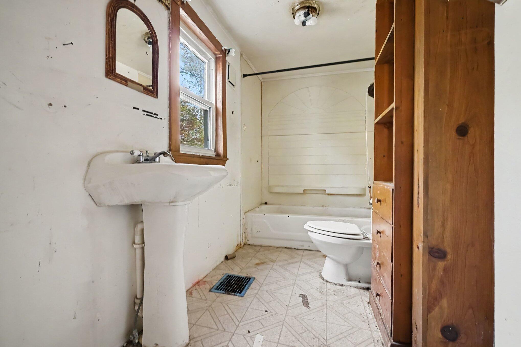 406 E Osterhout Avenue Portage MI 49002