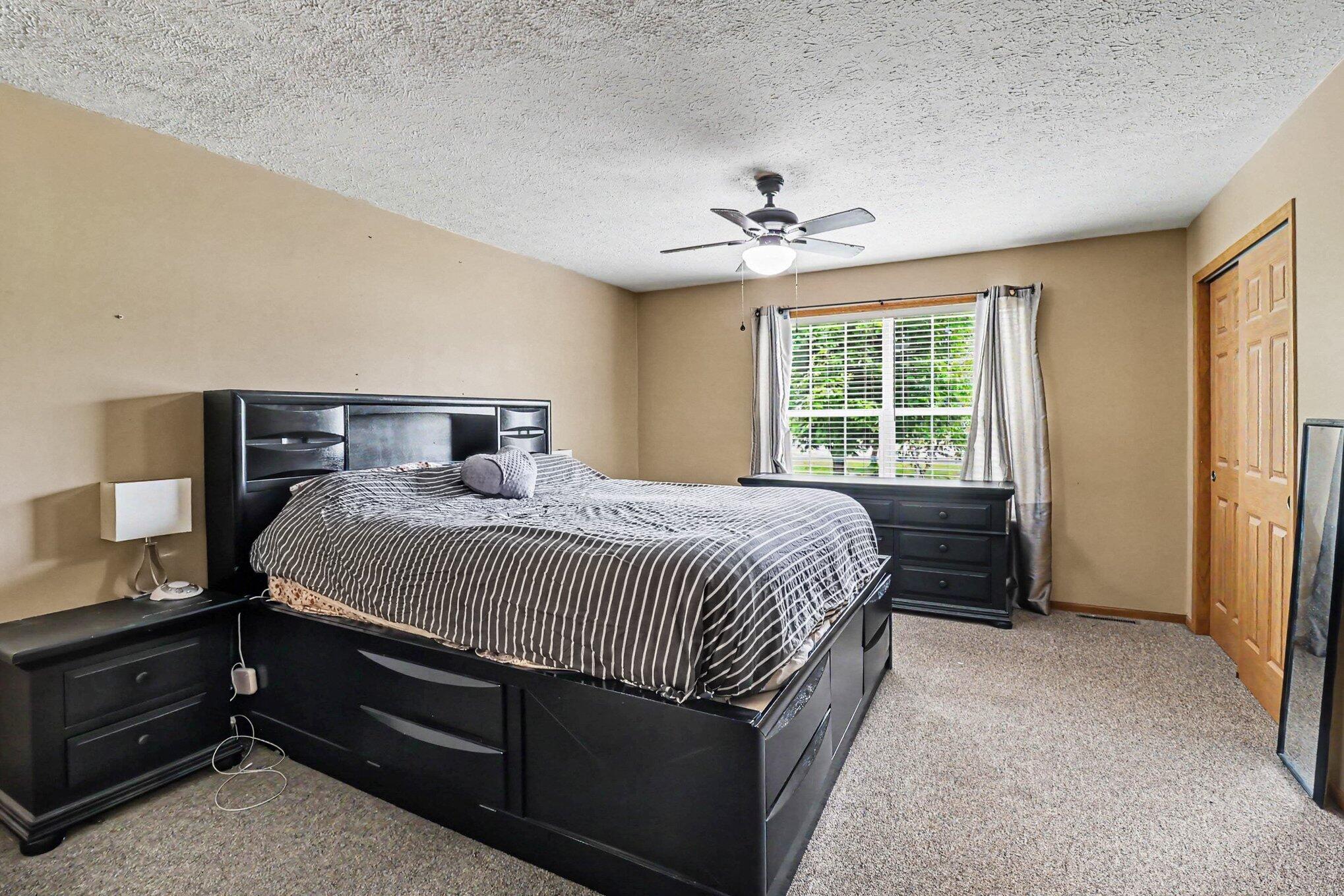 5449 W Golfside Drive Ludington MI 49431