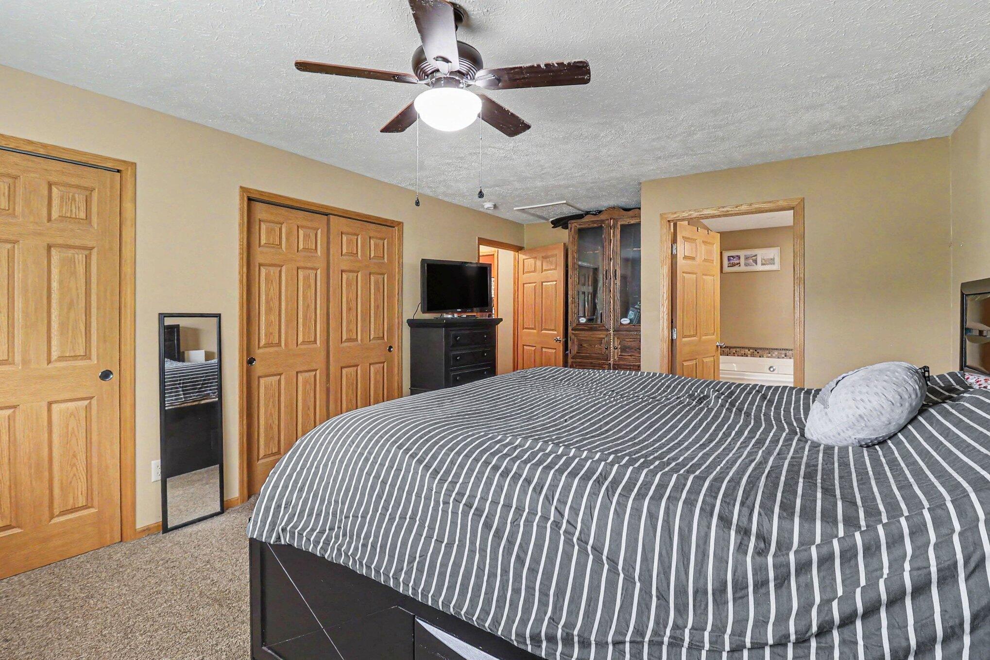 5449 W Golfside Drive Ludington MI 49431