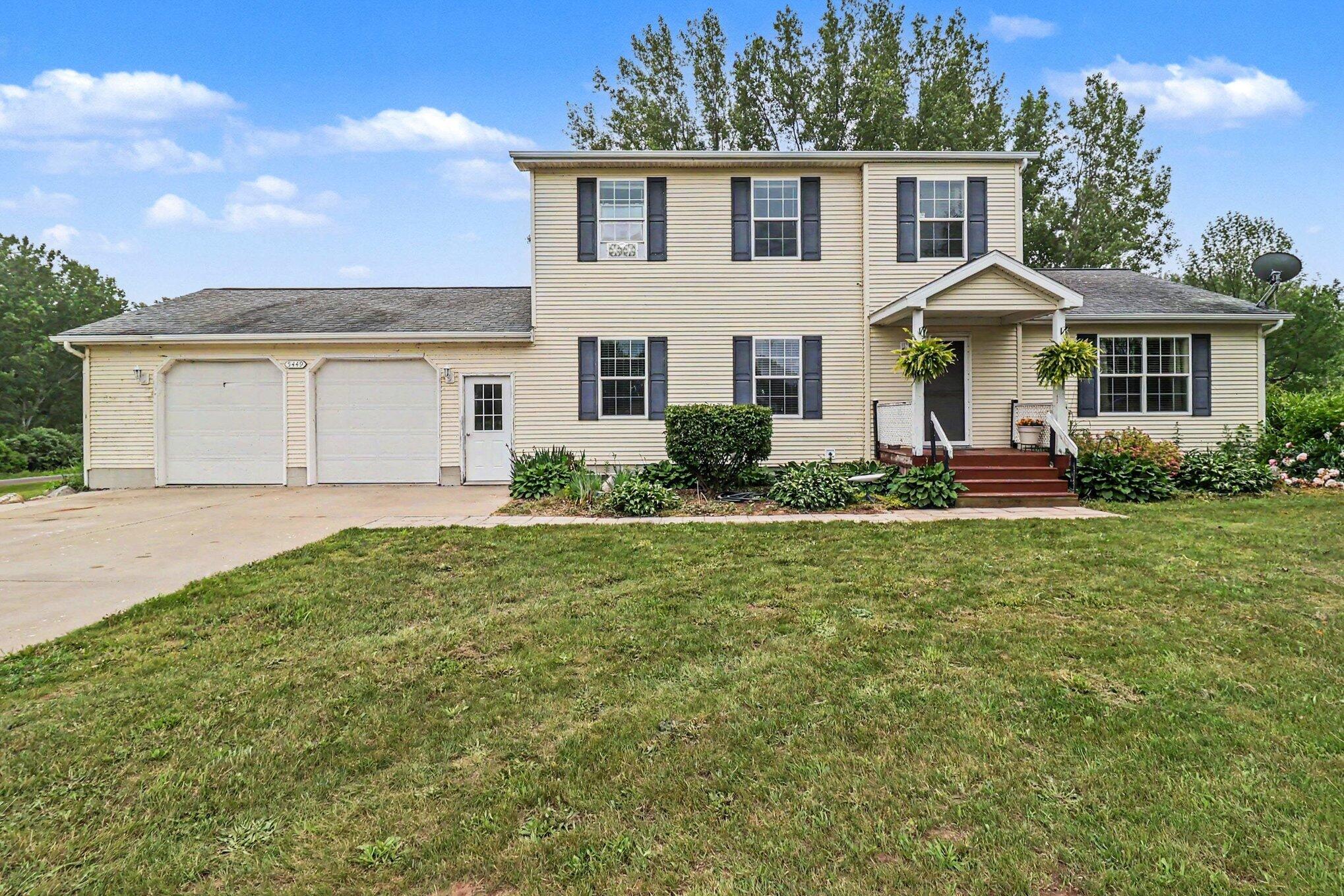 5449 W Golfside Drive Ludington MI 49431