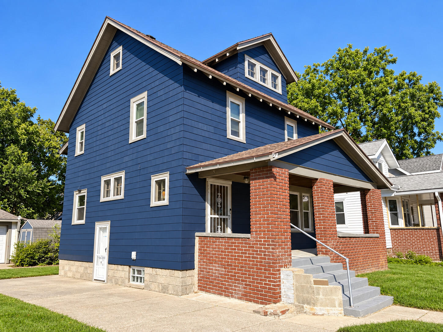 215 Brown Street SE Grand Rapids MI 49507