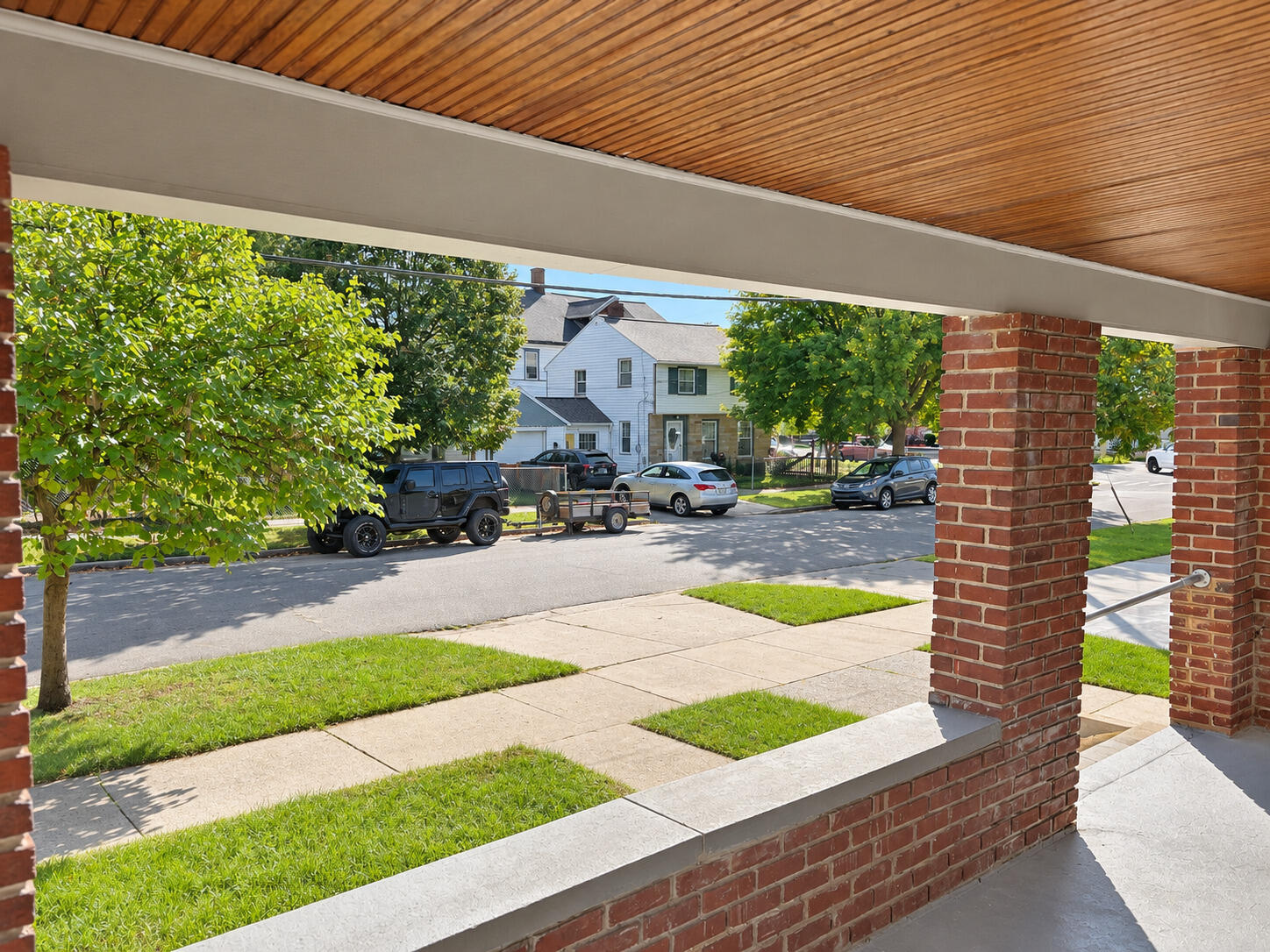 215 Brown Street SE Grand Rapids MI 49507