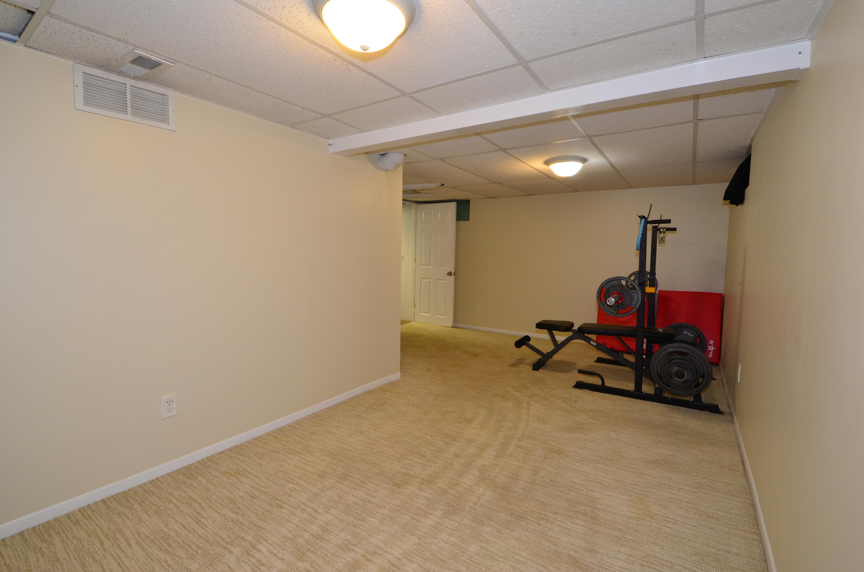 1129 Hollywood Street NE Grand Rapids MI 49505