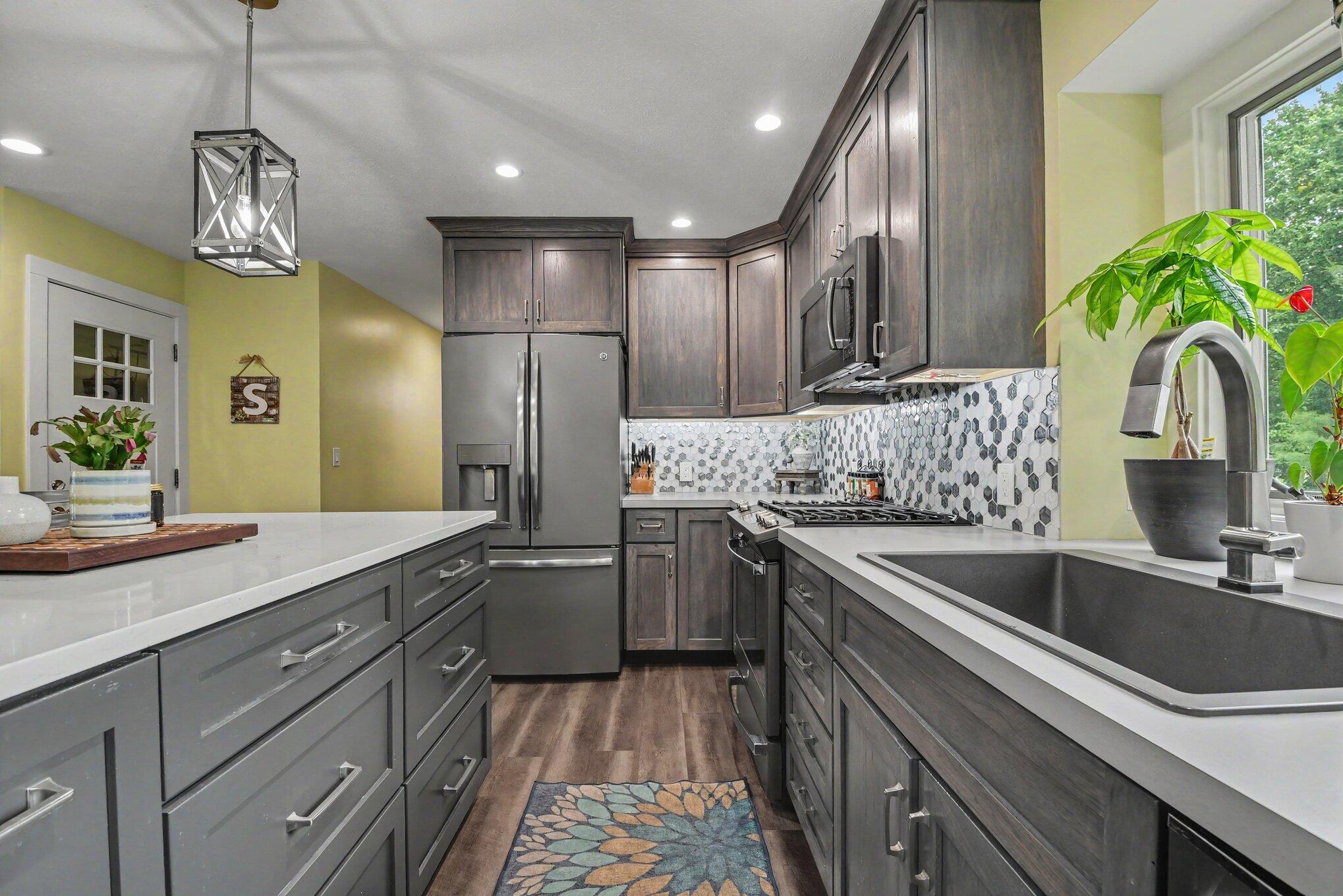 7214 Sundale Drive SE Grand Rapids MI 49548