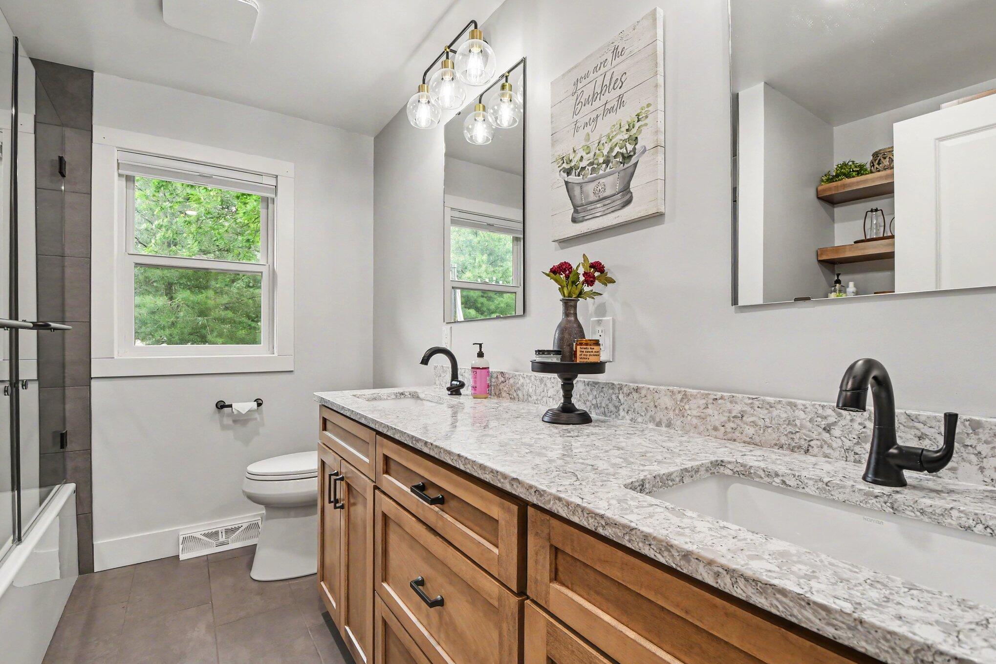 7214 Sundale Drive SE Grand Rapids MI 49548