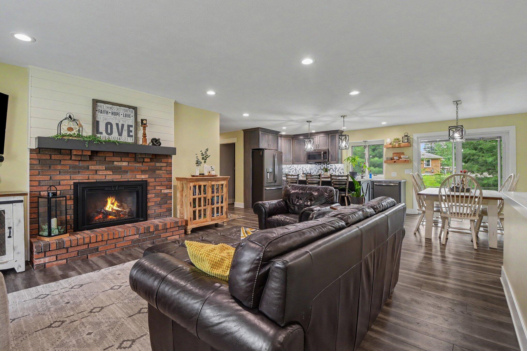 7214 Sundale Drive SE Grand Rapids MI 49548