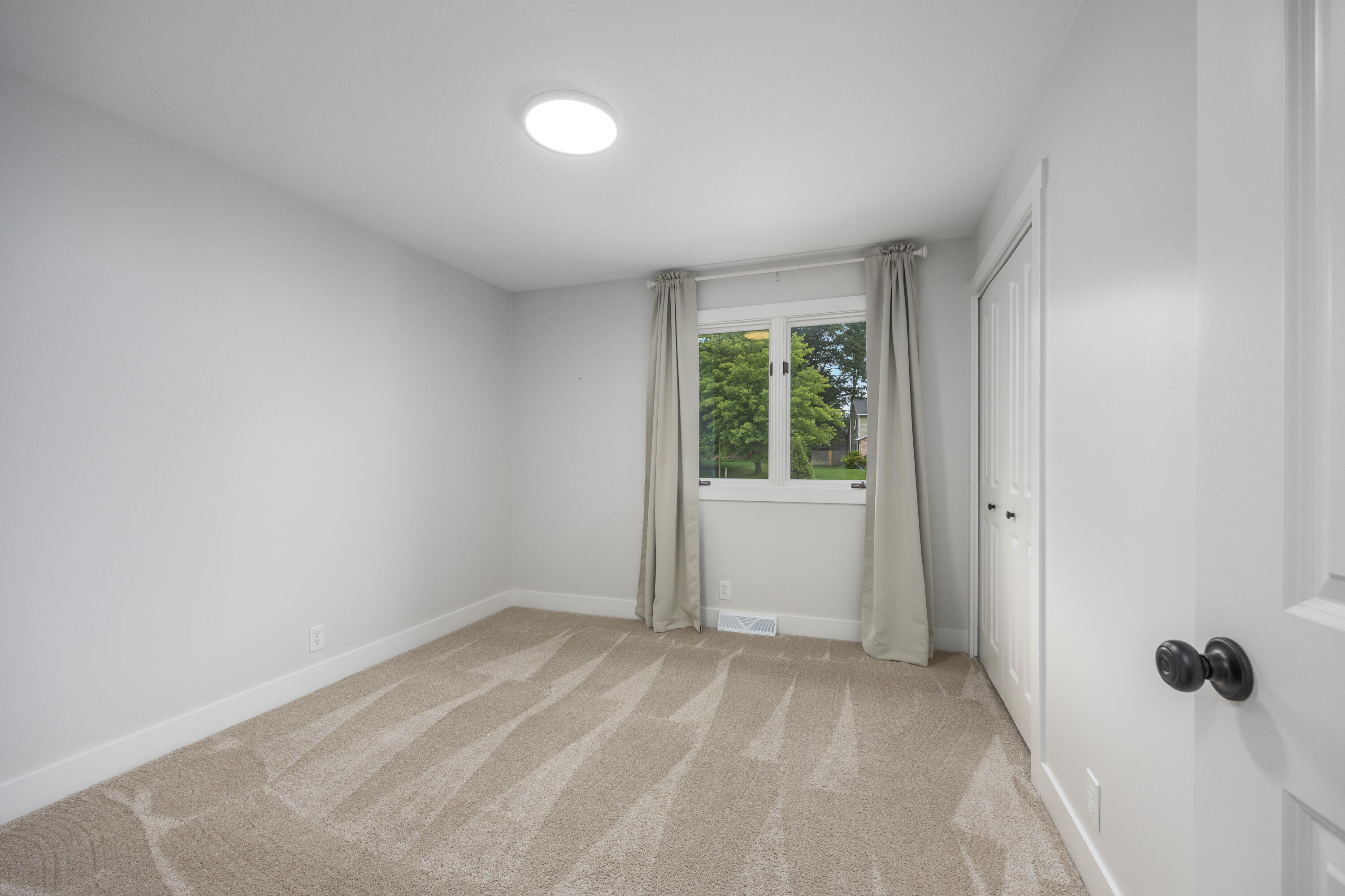 4074 Imperial Drive NW Grand Rapids MI 49534
