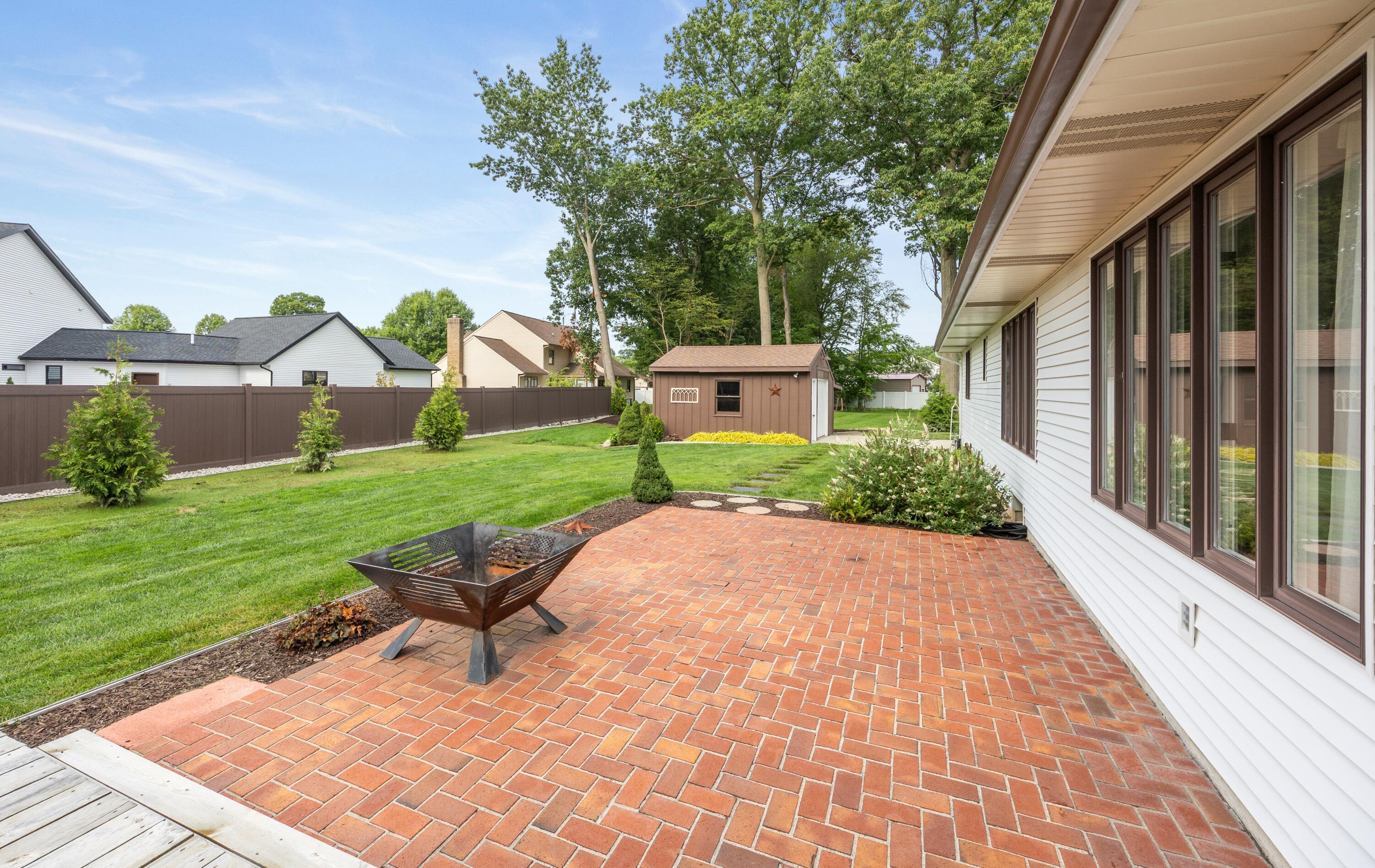 4074 Imperial Drive NW Grand Rapids MI 49534