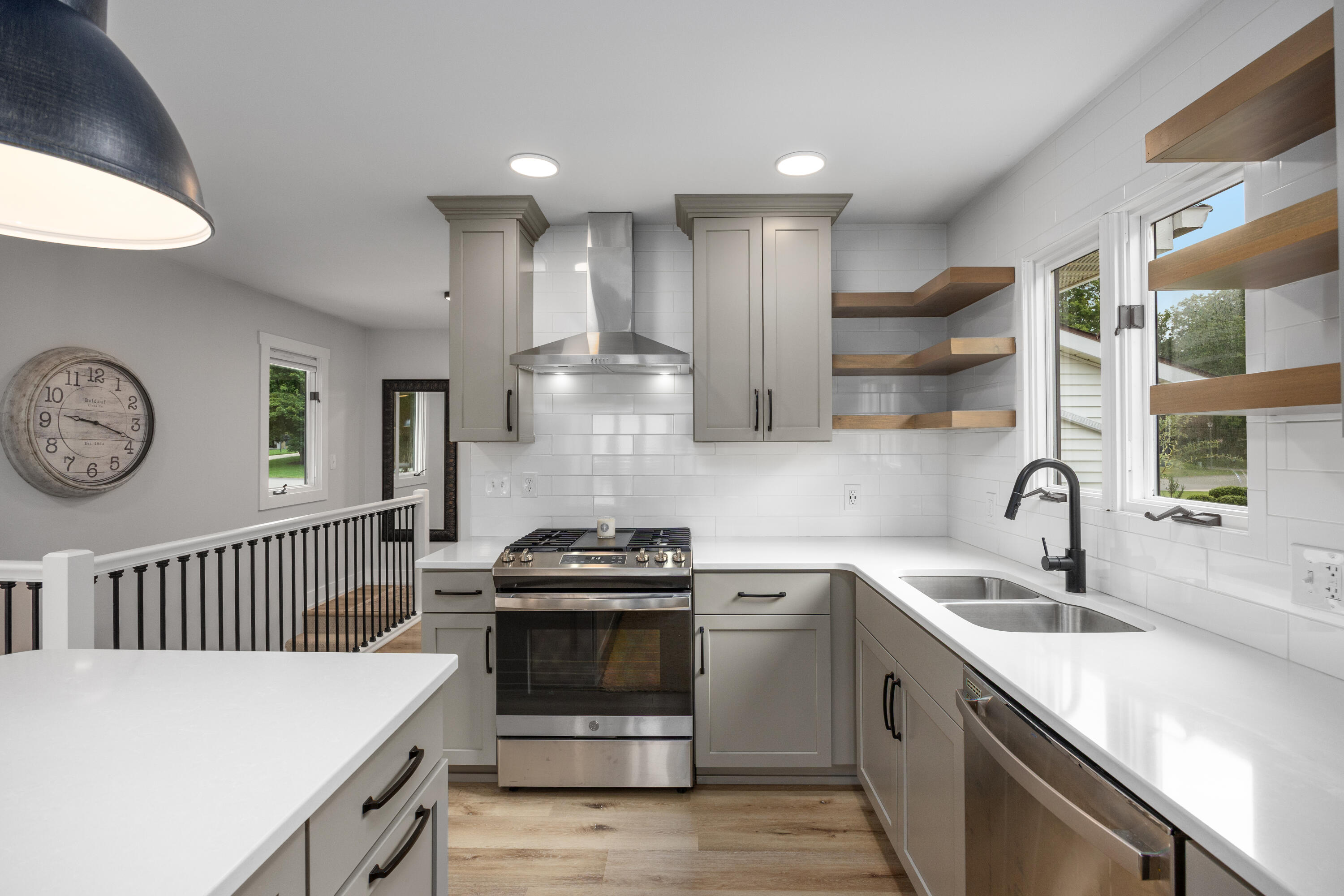 4074 Imperial Drive NW Grand Rapids MI 49534