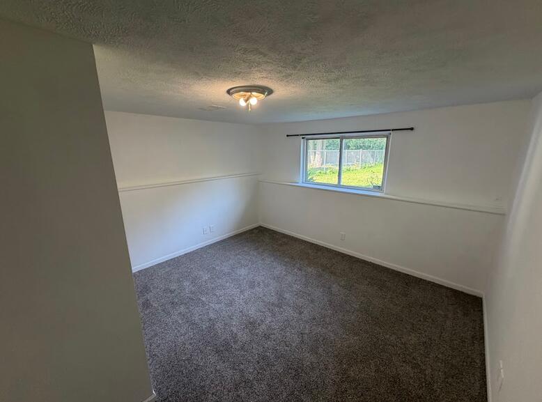 2591 W Pine Lane Holland MI 49424