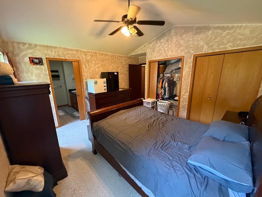 2591 W Pine Lane Holland MI 49424