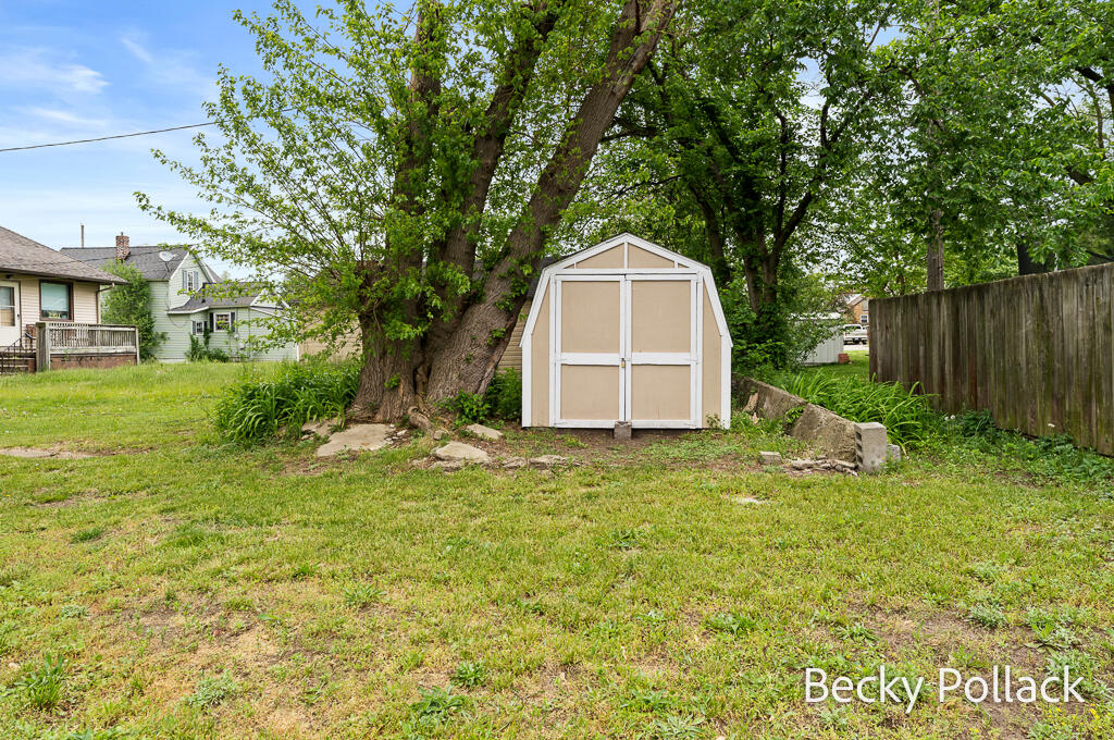 354 W 21st Street Holland MI 49423