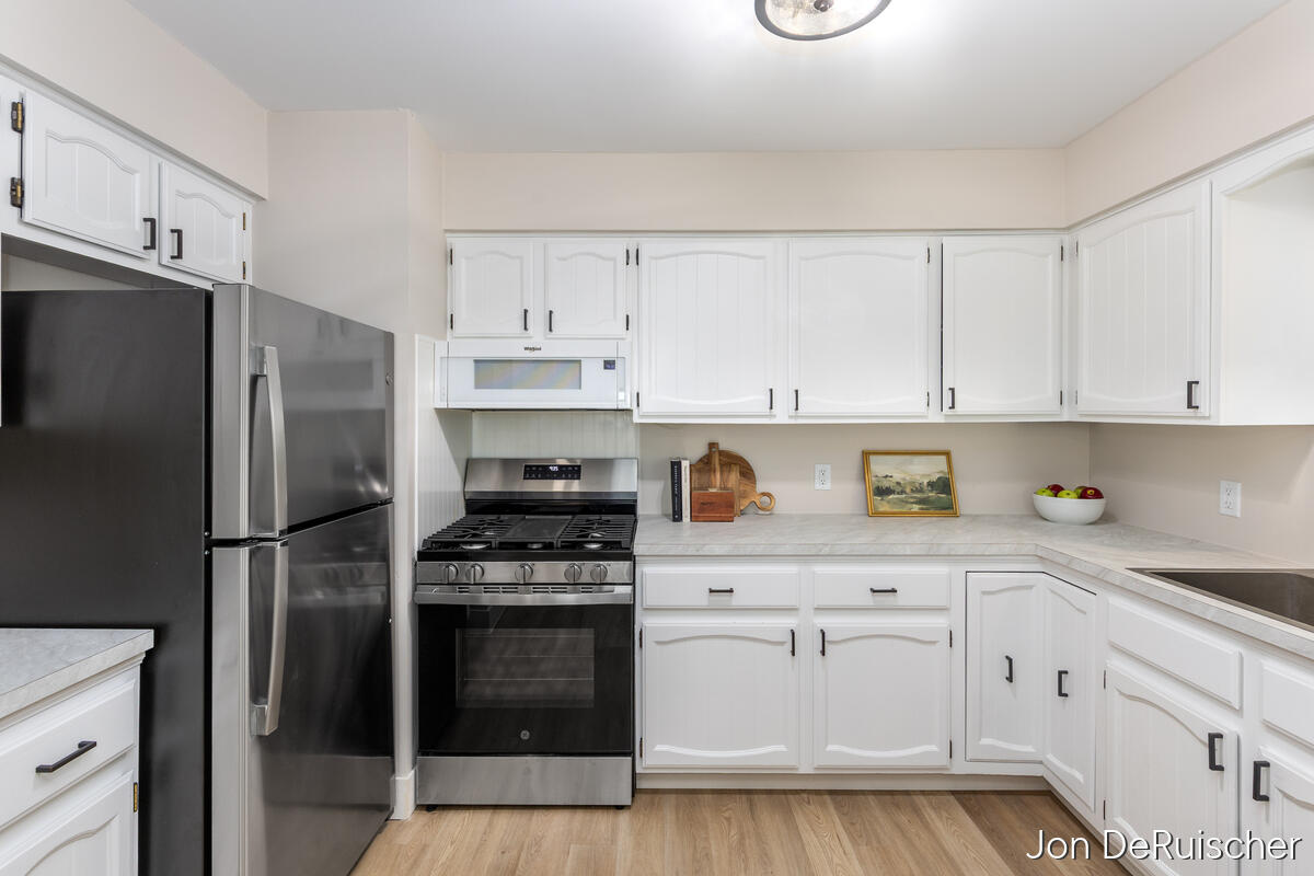 990 72nd Street SE Grand Rapids MI 49508