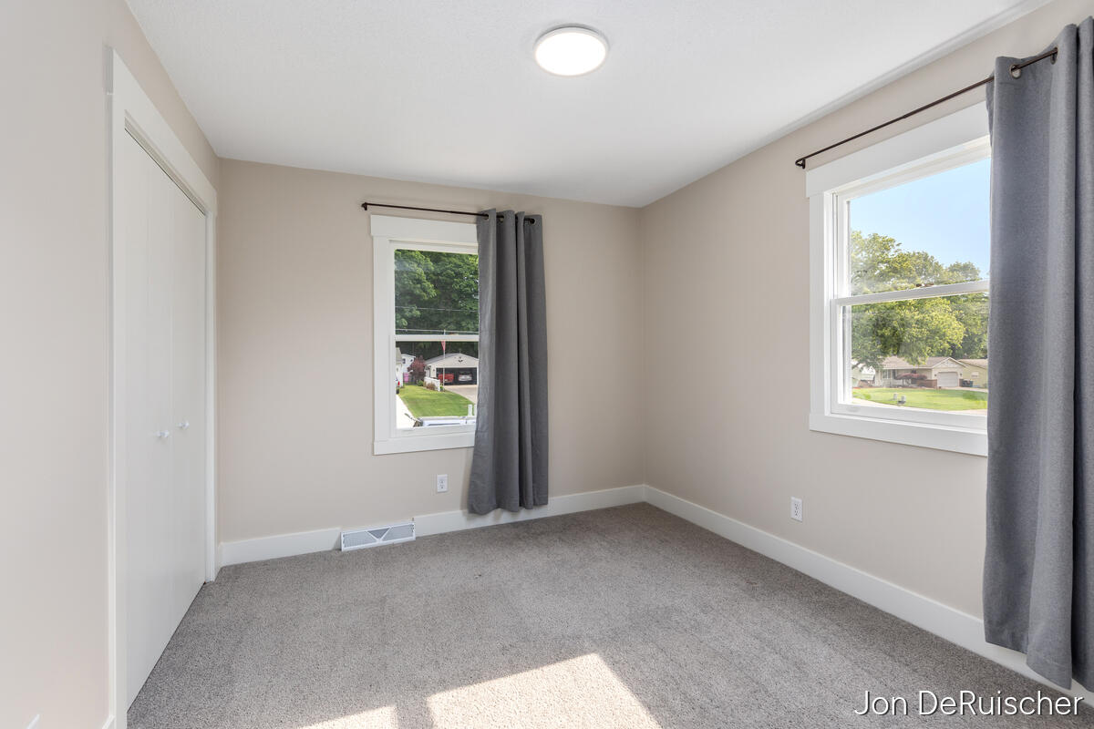 990 72nd Street SE Grand Rapids MI 49508