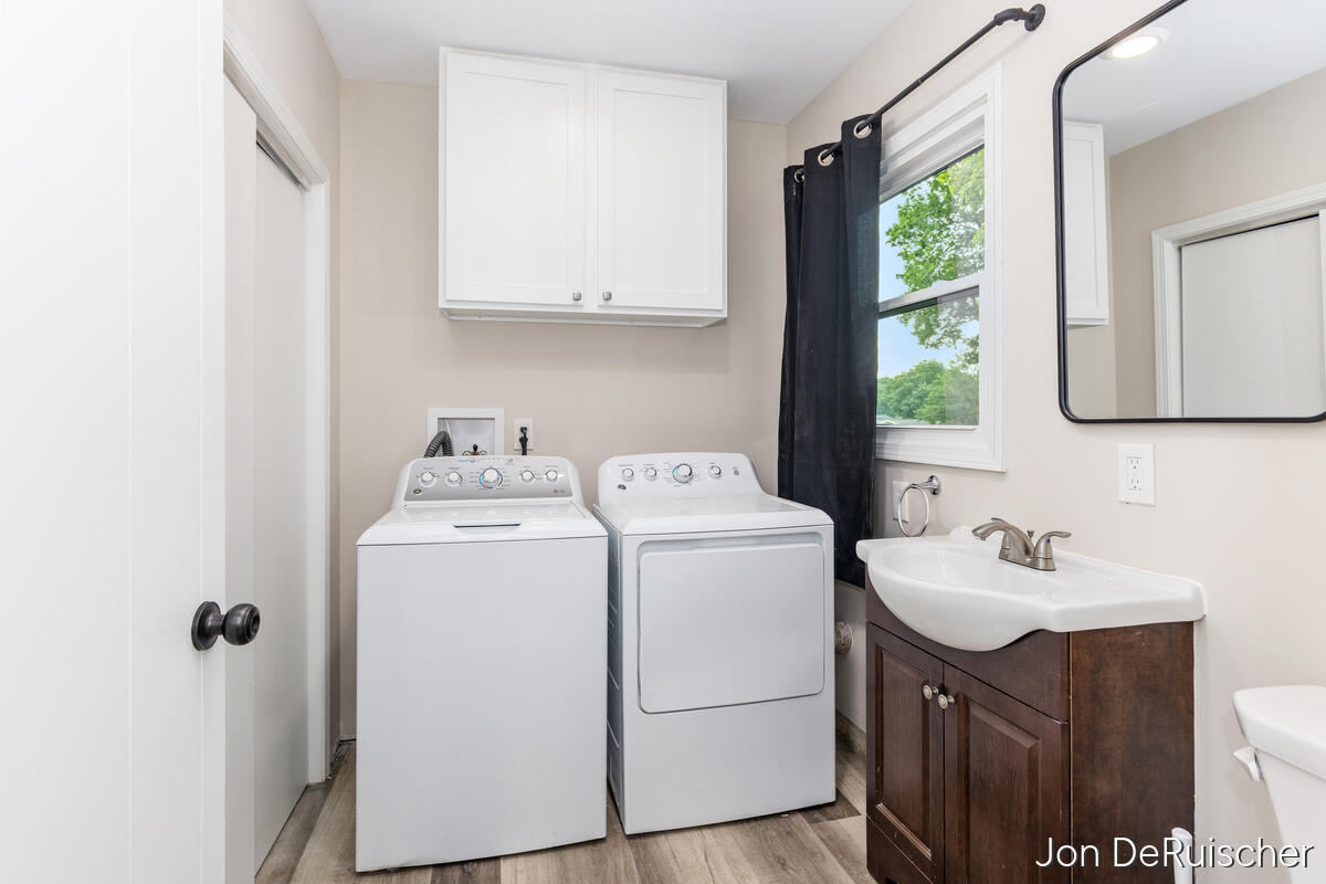 990 72nd Street SE Grand Rapids MI 49508