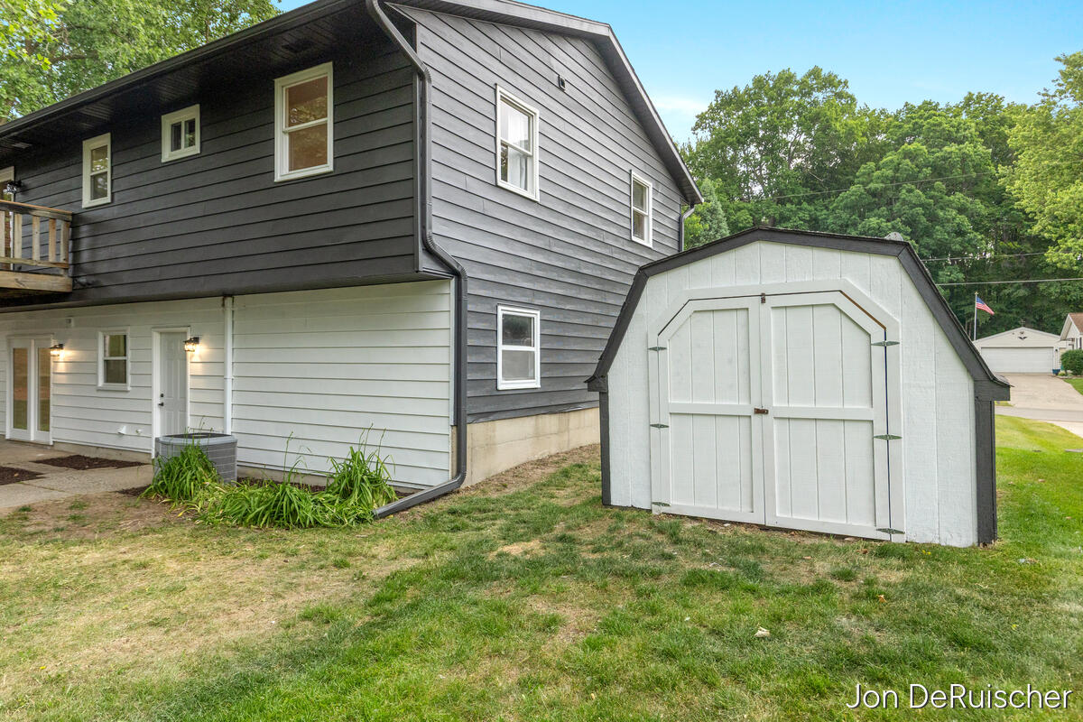 990 72nd Street SE Grand Rapids MI 49508