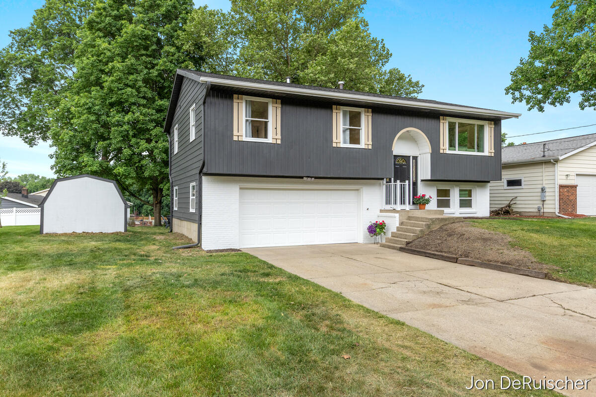 990 72nd Street SE Grand Rapids MI 49508