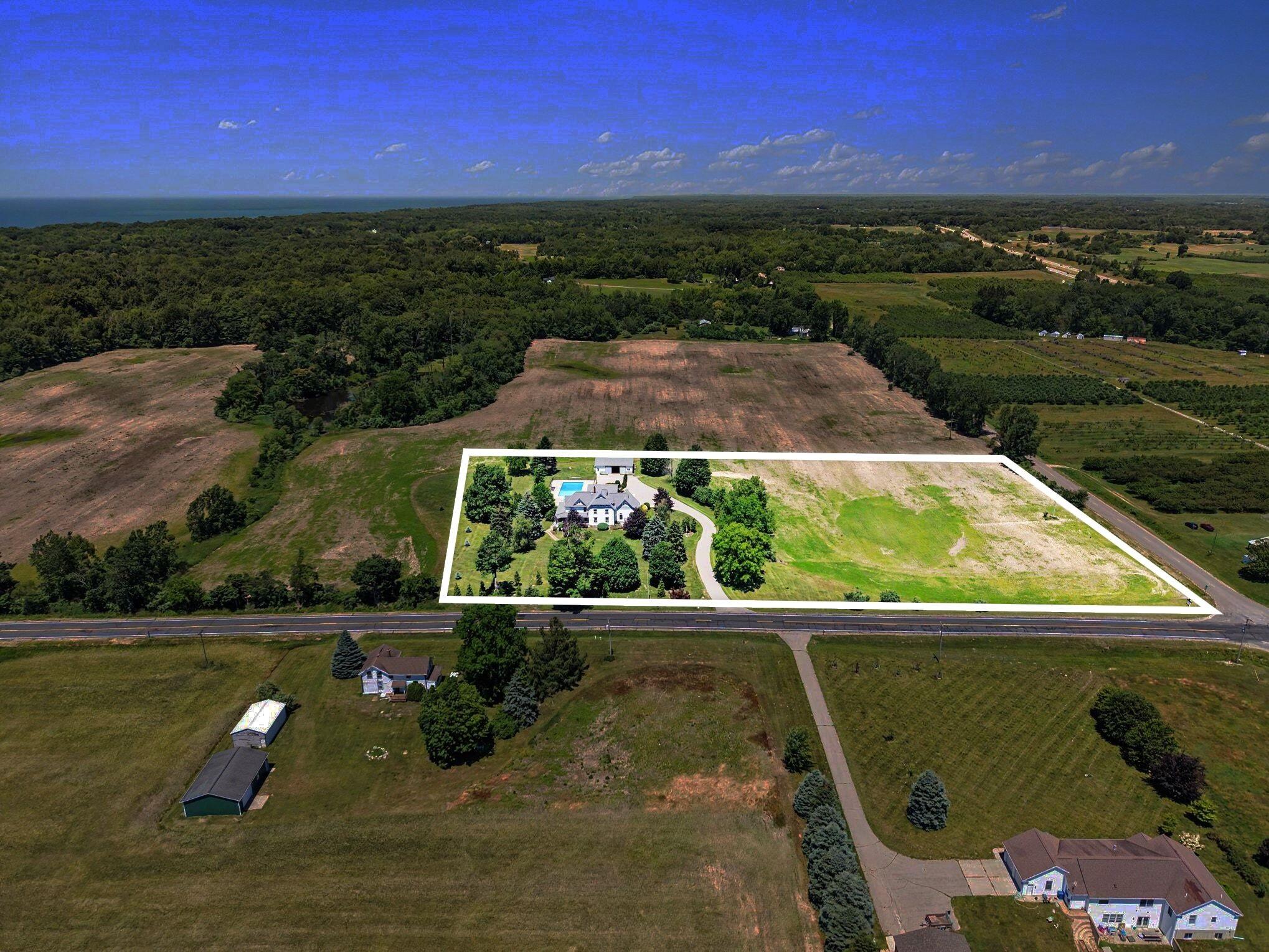 7019 109th Avenue South Haven MI 49090