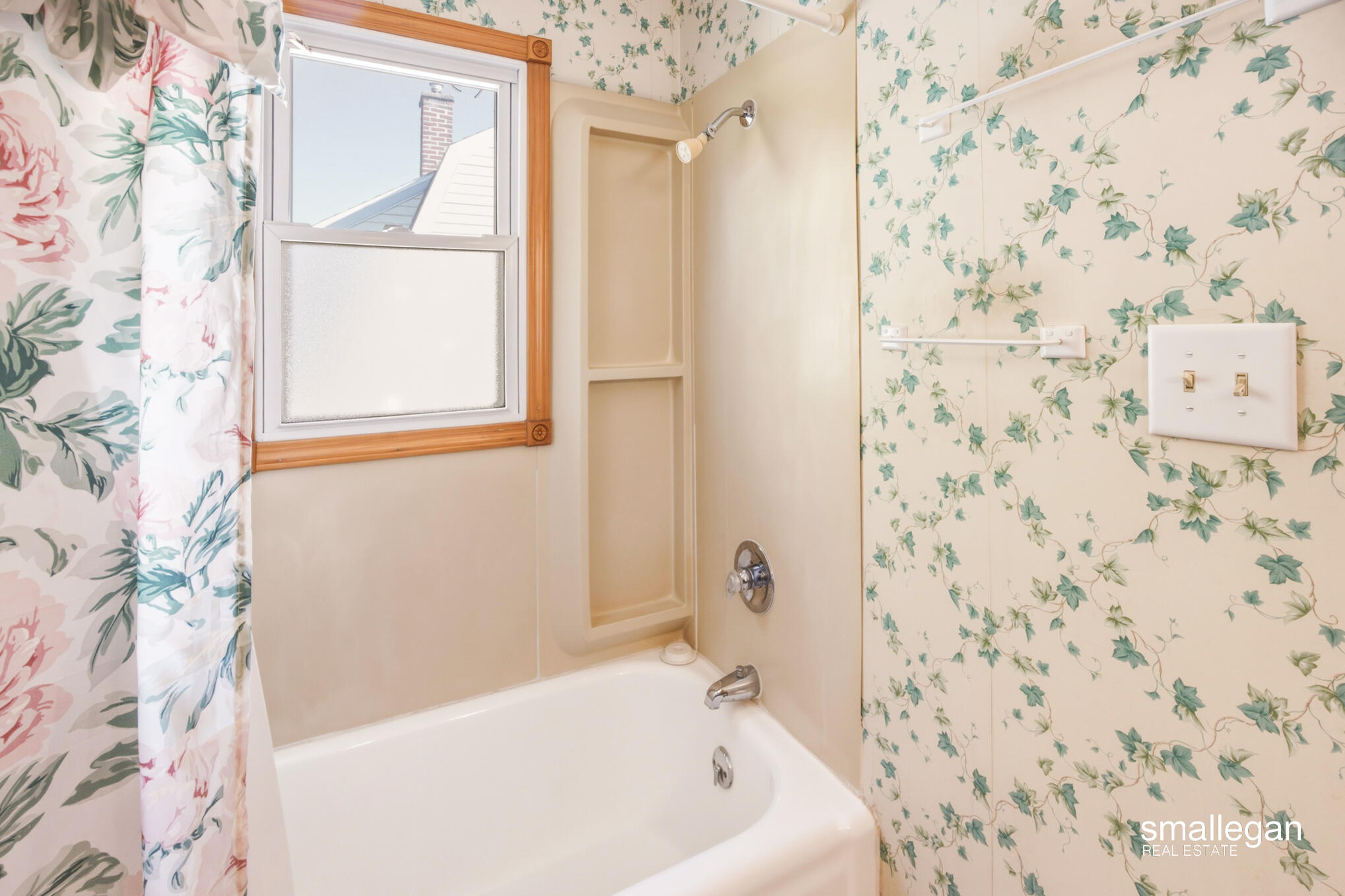 1001 Dorroll Street NE Grand Rapids MI 49505