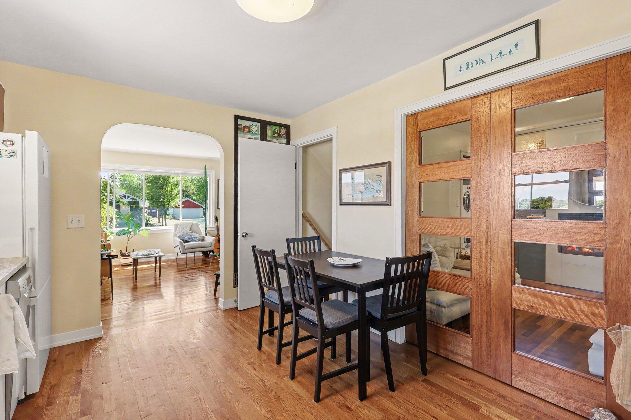 549 Colfax Avenue Grand Haven MI 49417