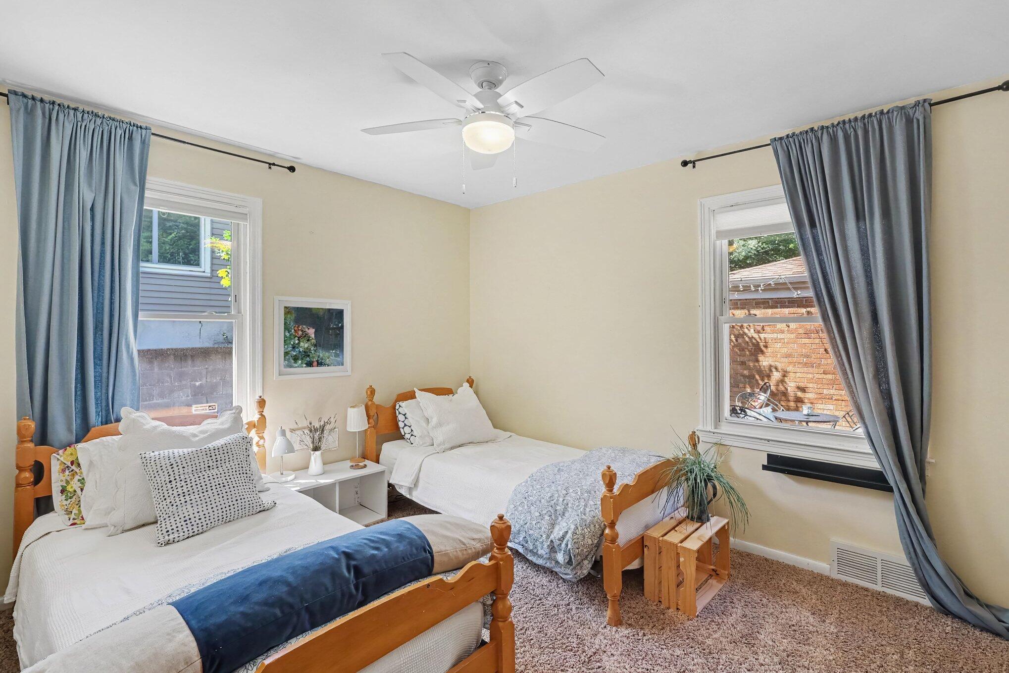 549 Colfax Avenue Grand Haven MI 49417