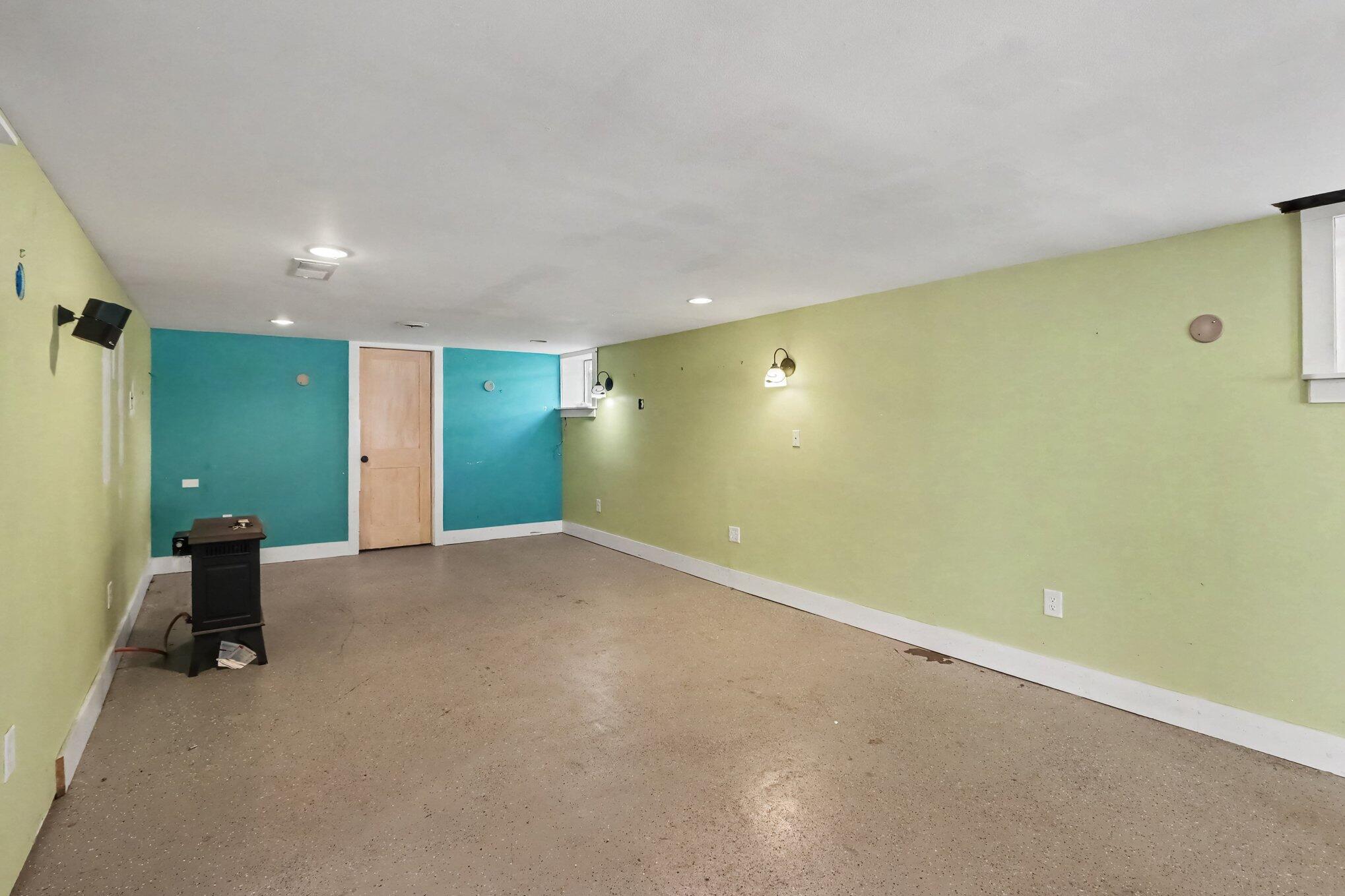 1227 E Cork Street Kalamazoo MI 49001
