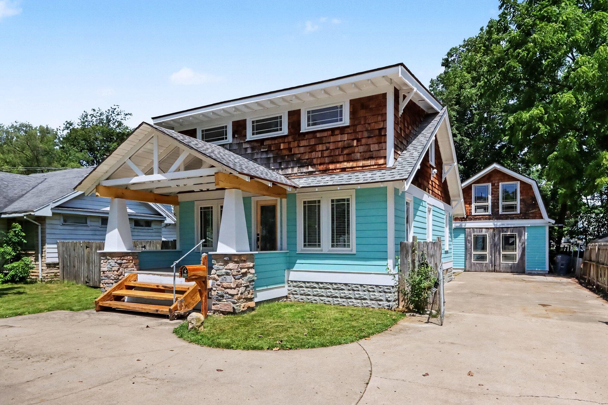 1227 E Cork Street Kalamazoo MI 49001