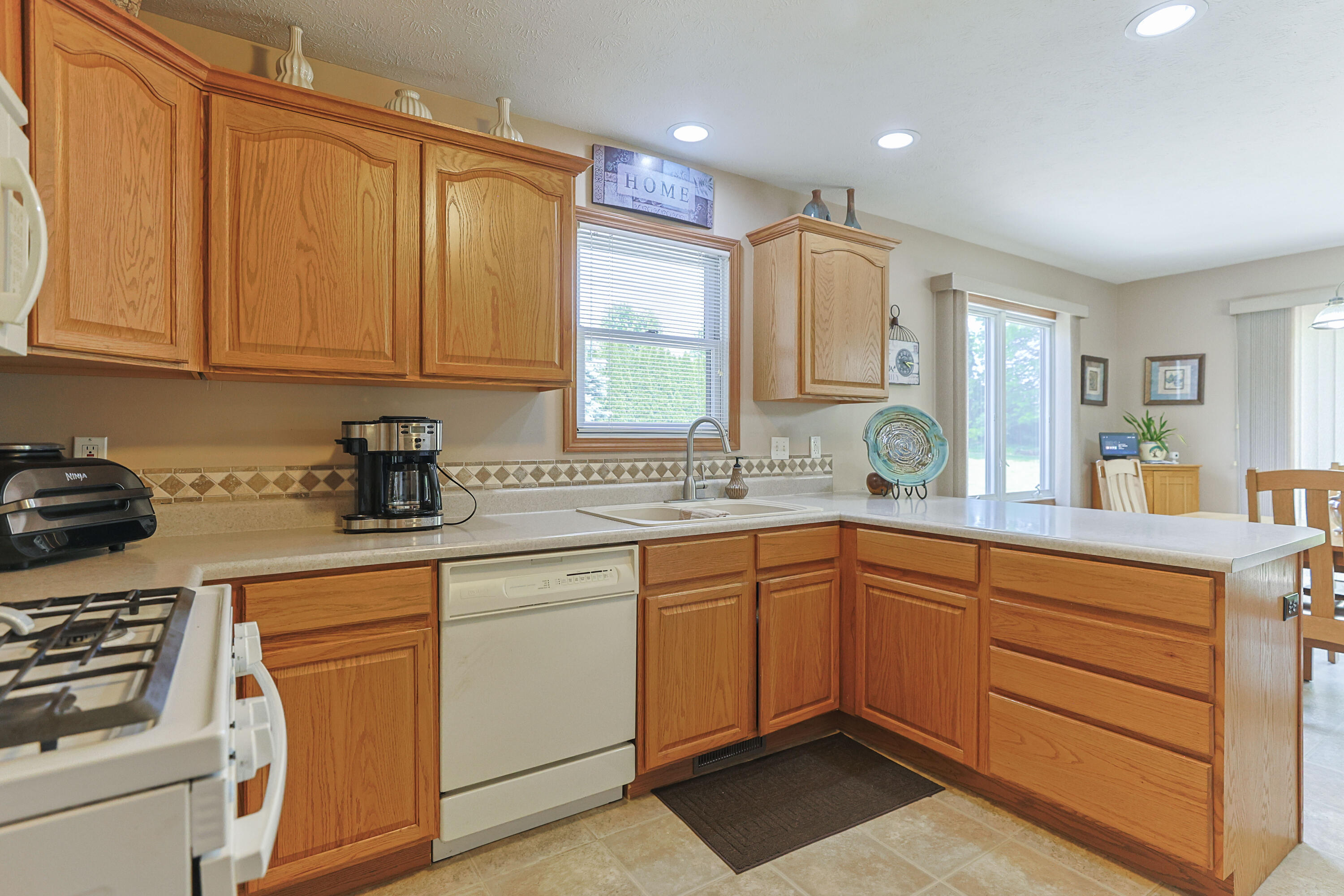 70895 Kristy Lane Edwardsburg MI 49112