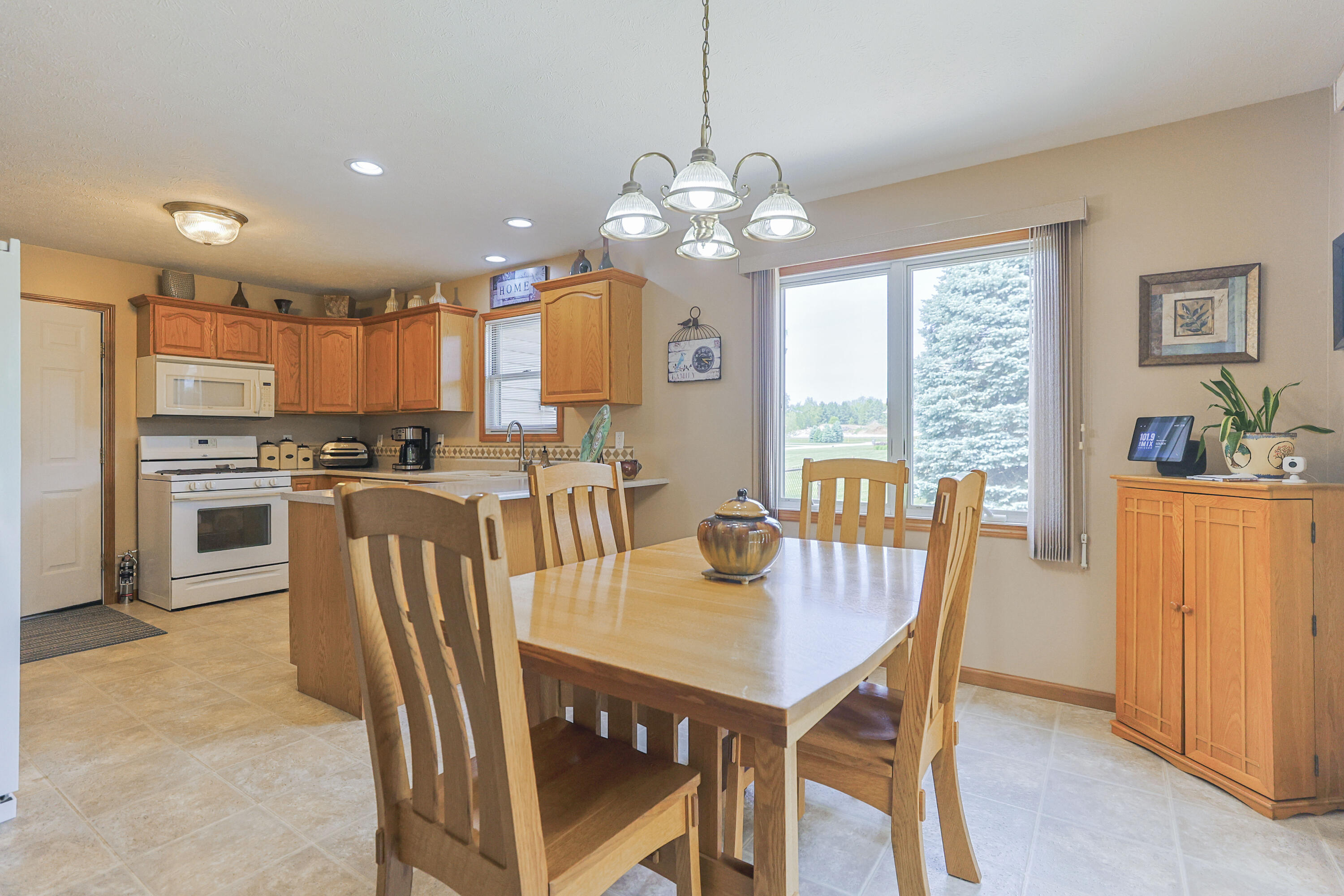 70895 Kristy Lane Edwardsburg MI 49112