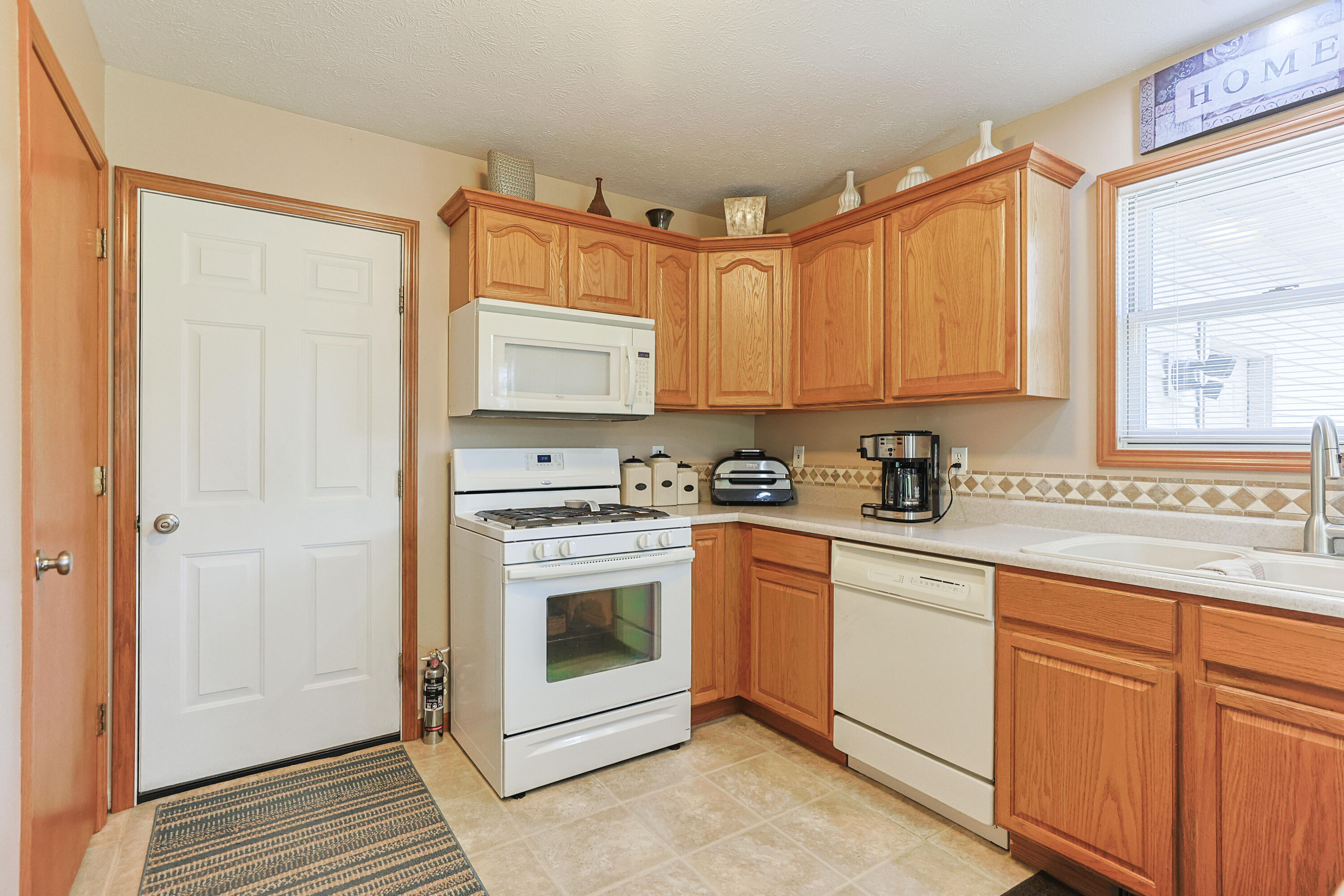 70895 Kristy Lane Edwardsburg MI 49112