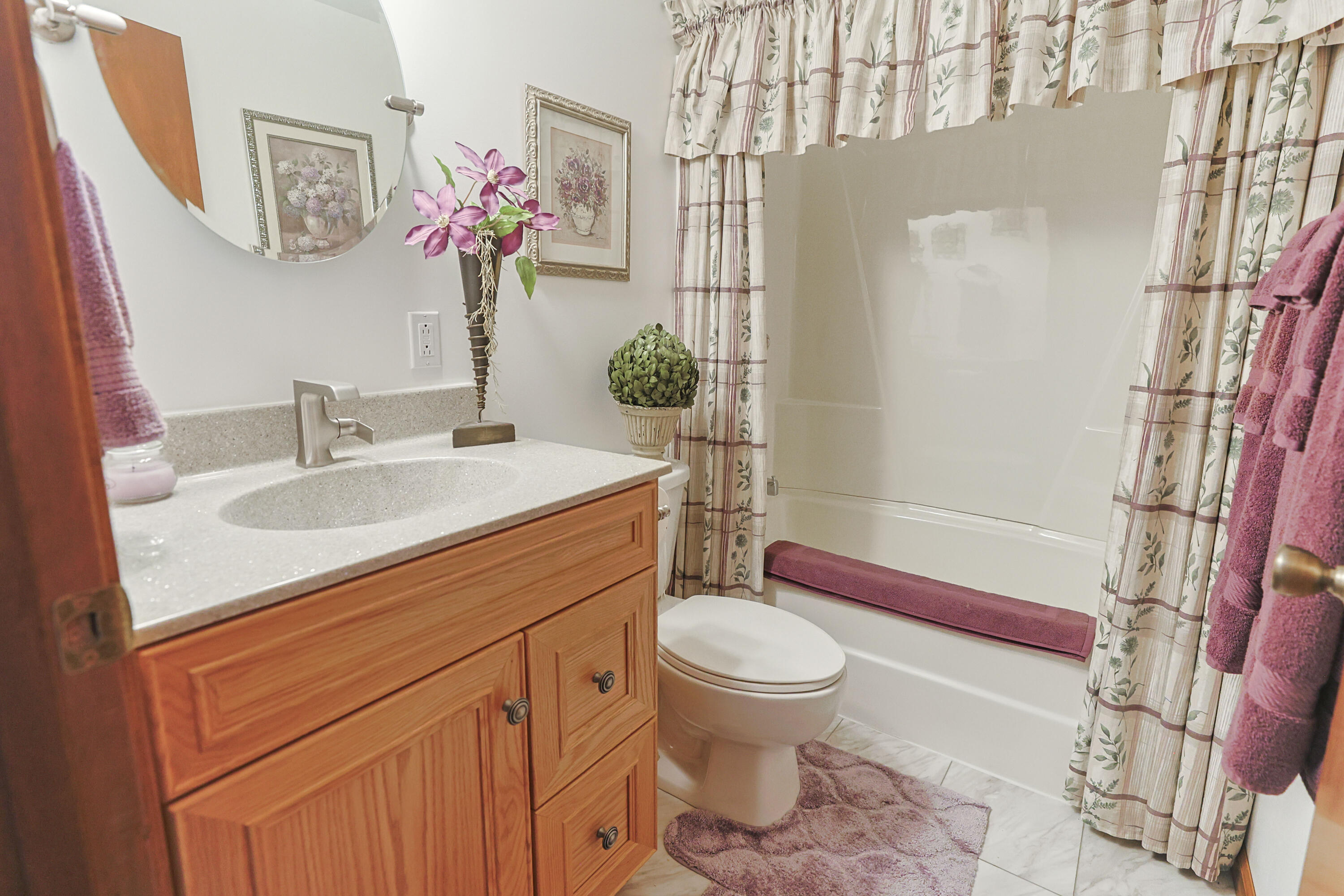 70895 Kristy Lane Edwardsburg MI 49112