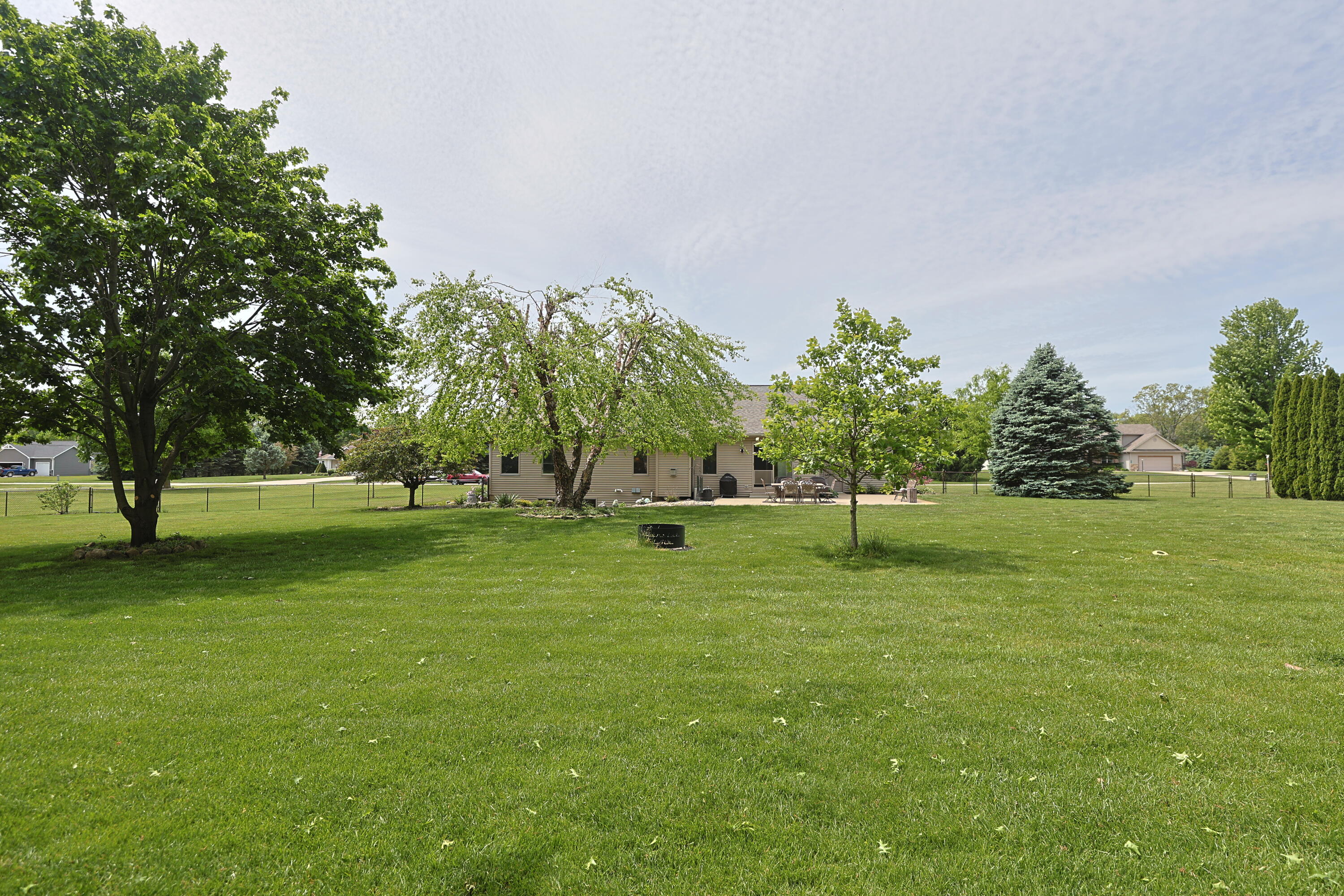 70895 Kristy Lane Edwardsburg MI 49112