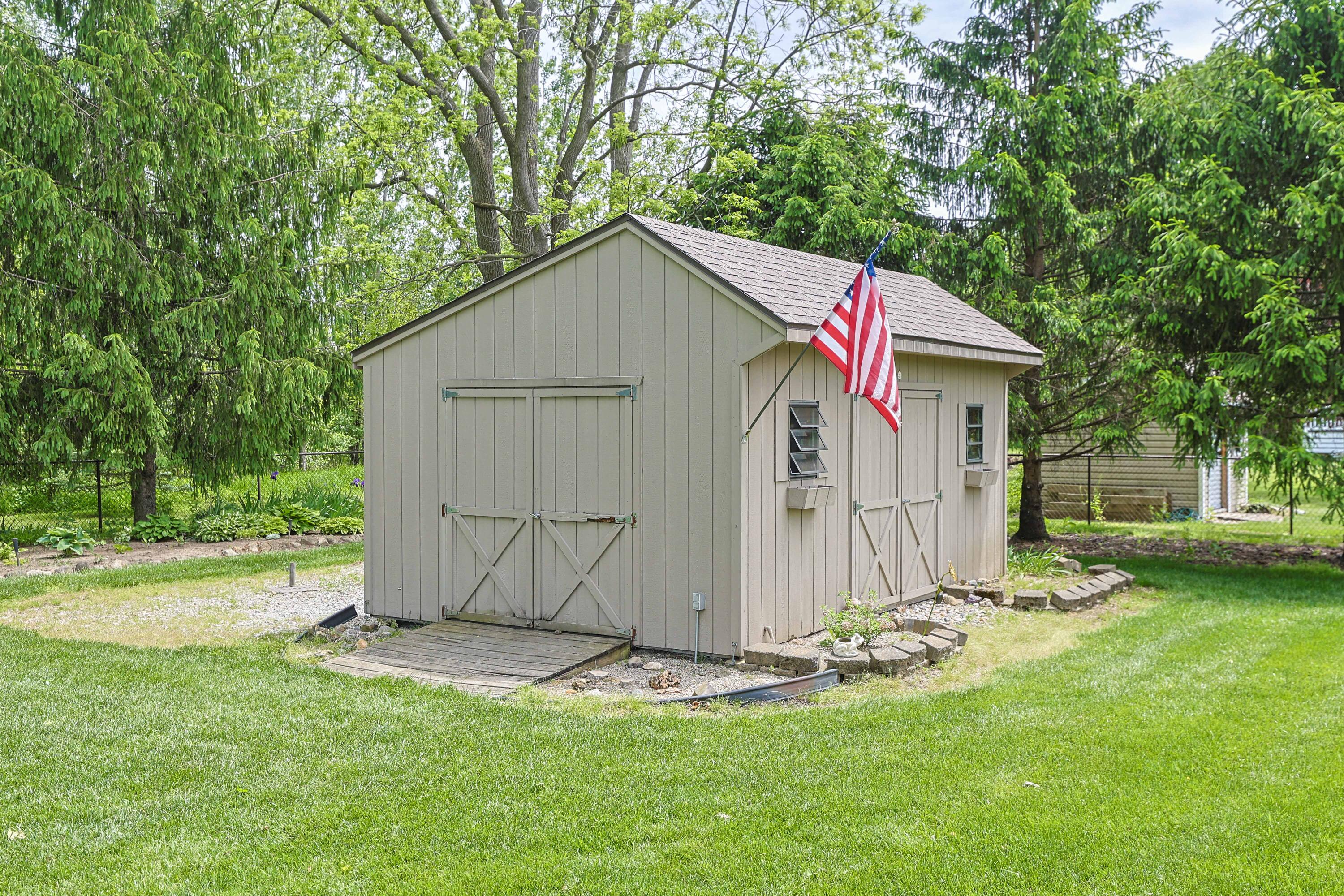 70895 Kristy Lane Edwardsburg MI 49112