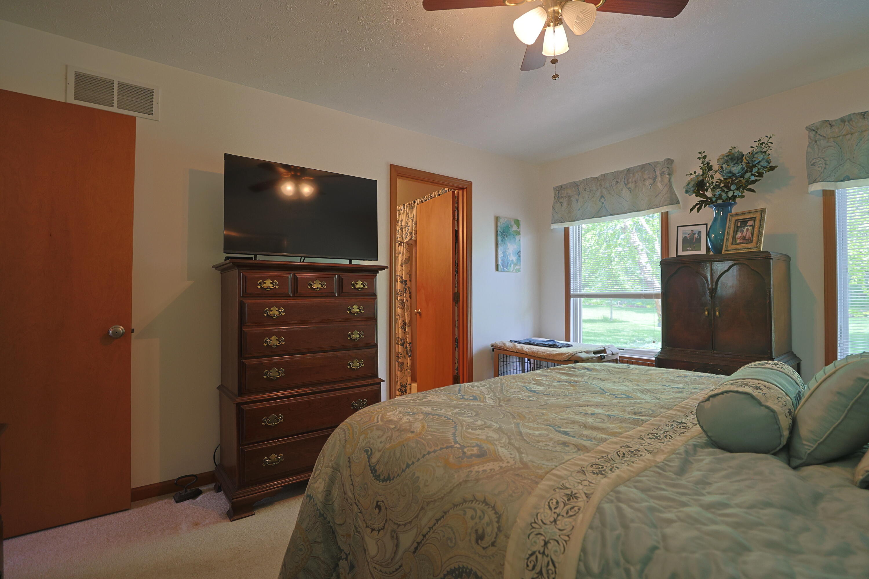 70895 Kristy Lane Edwardsburg MI 49112