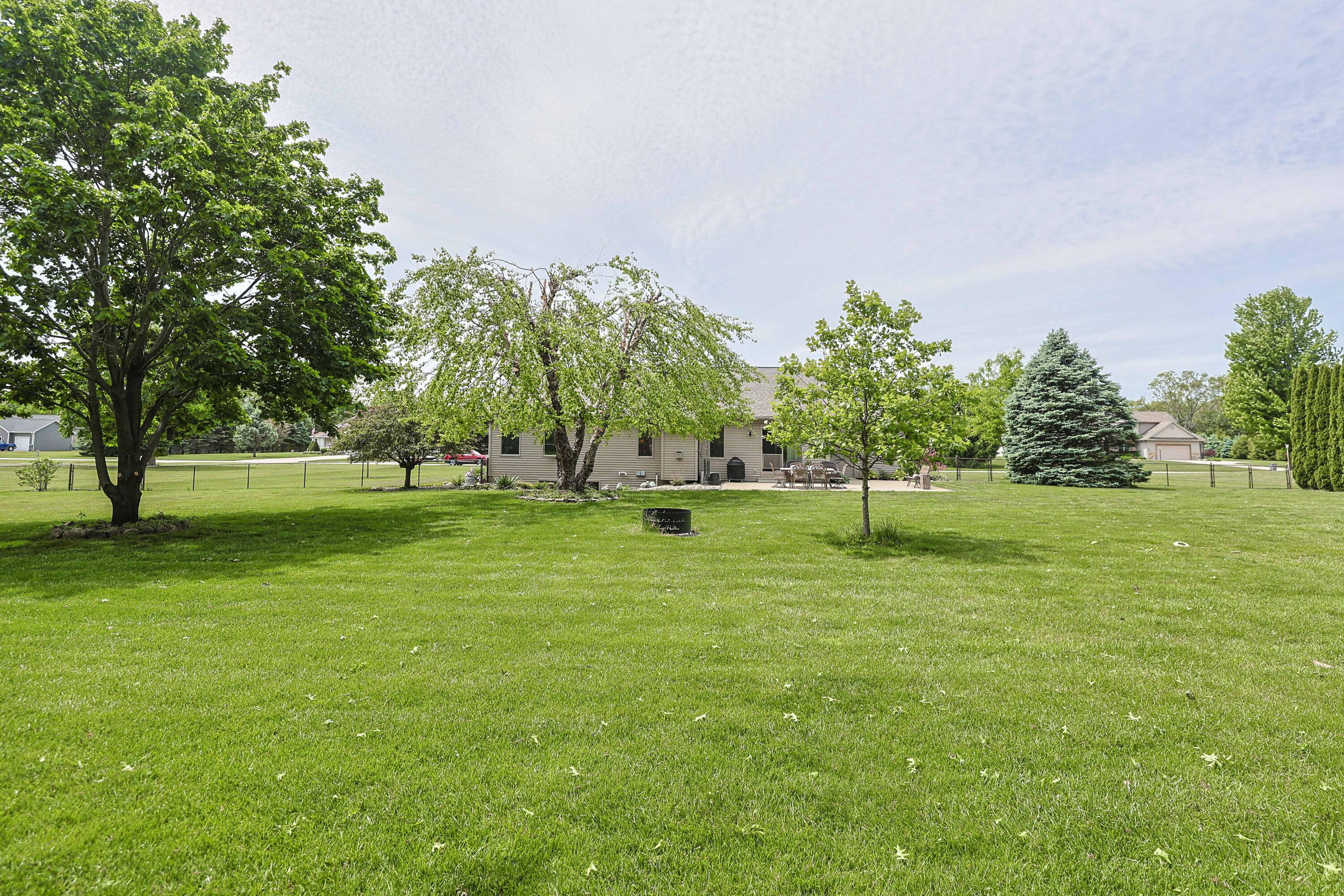 70895 Kristy Lane Edwardsburg MI 49112