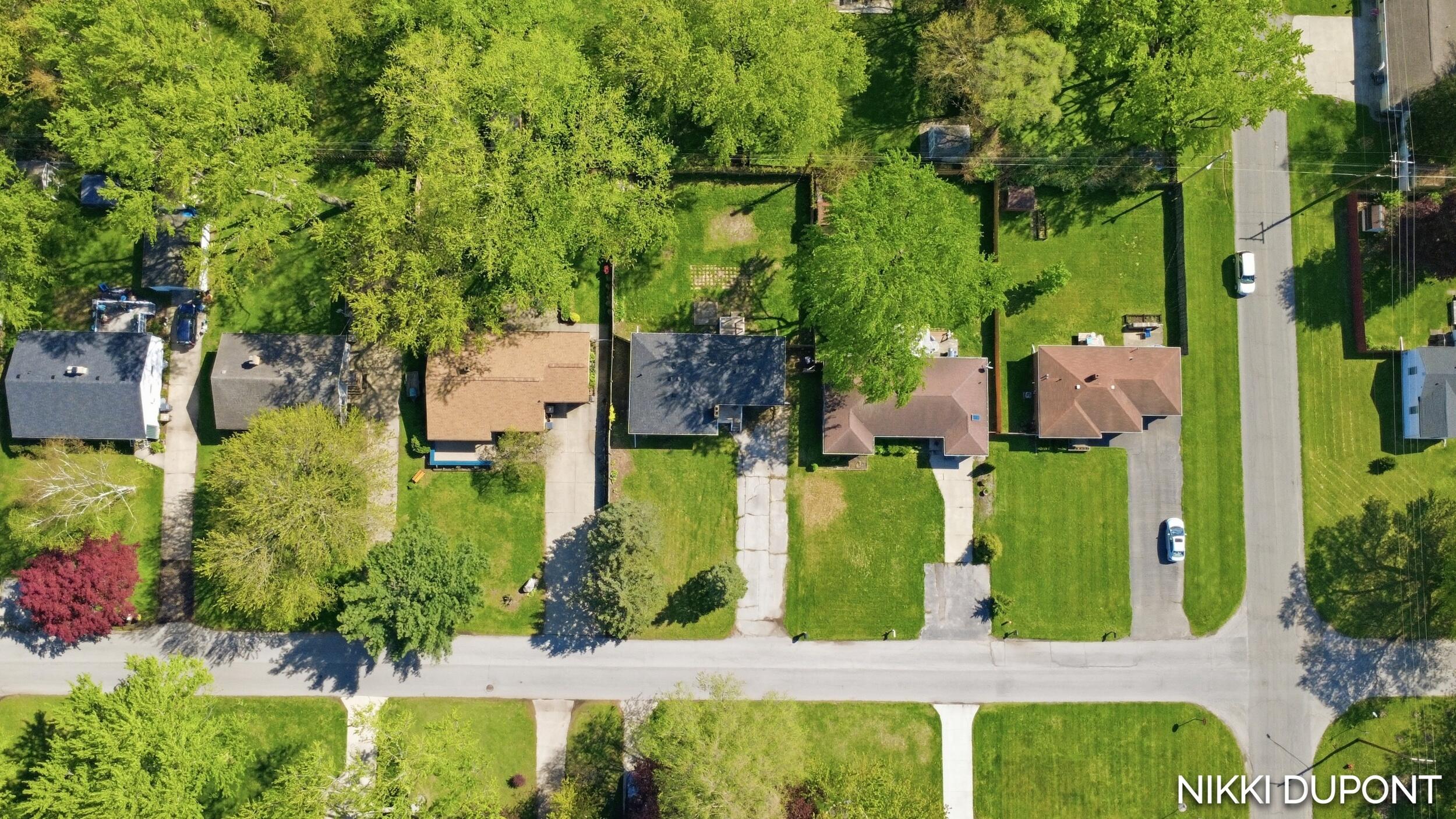 382 Dale Avenue Benton Harbor MI 49022