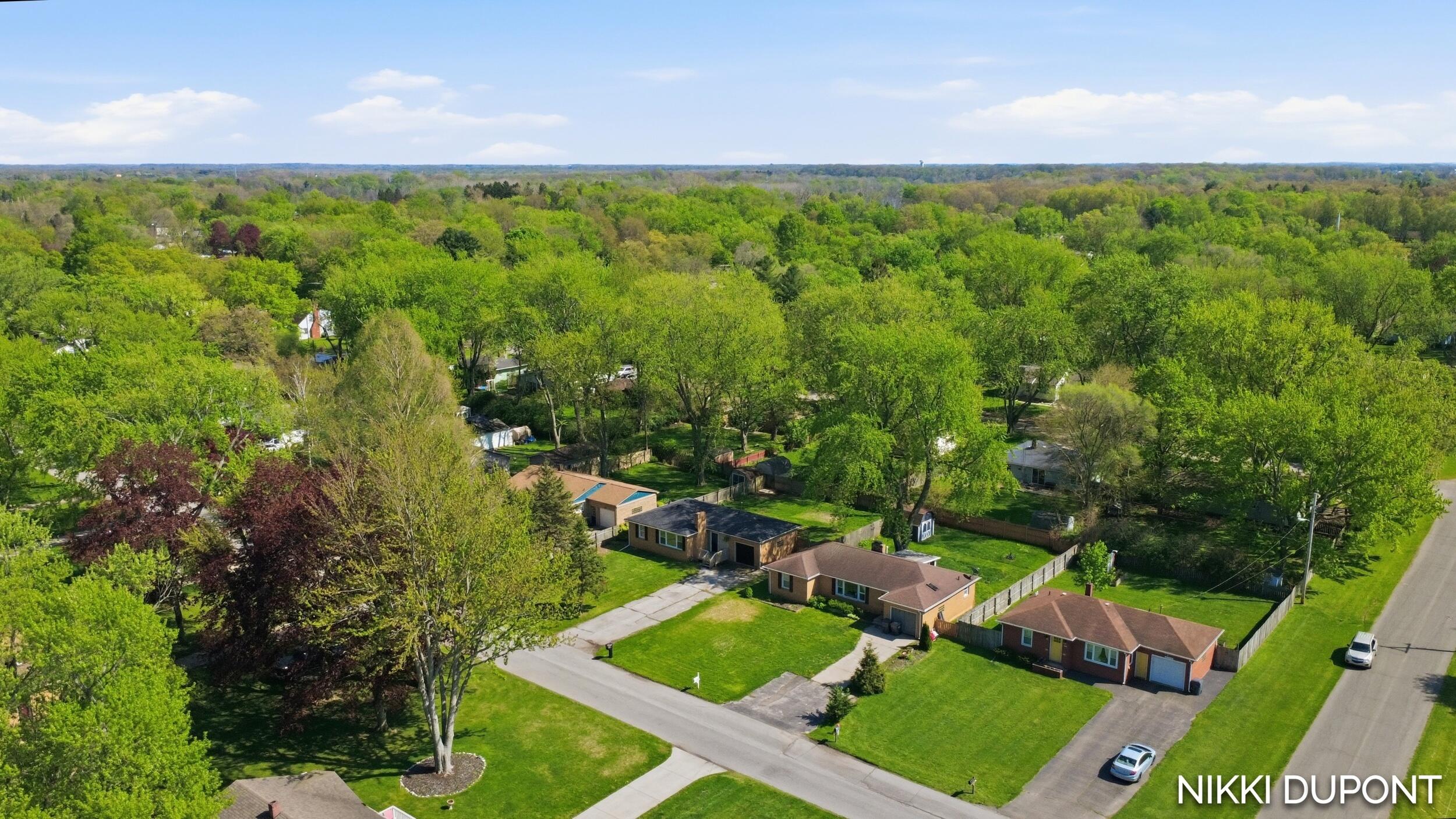 382 Dale Avenue Benton Harbor MI 49022