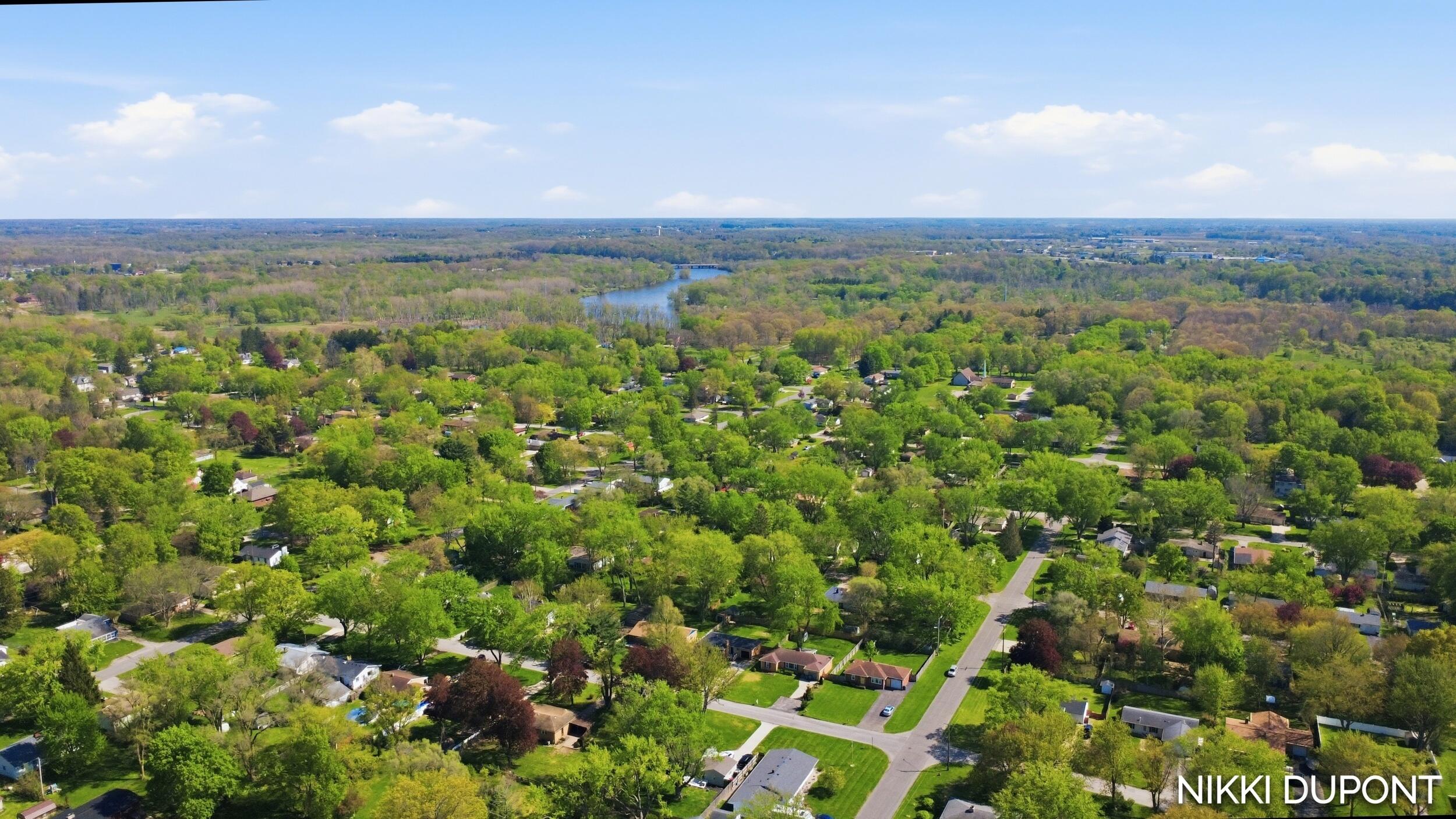 382 Dale Avenue Benton Harbor MI 49022