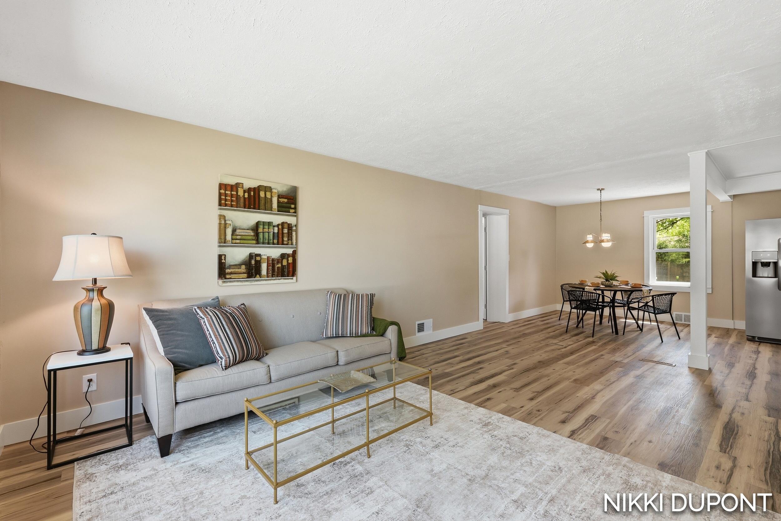 382 Dale Avenue Benton Harbor MI 49022