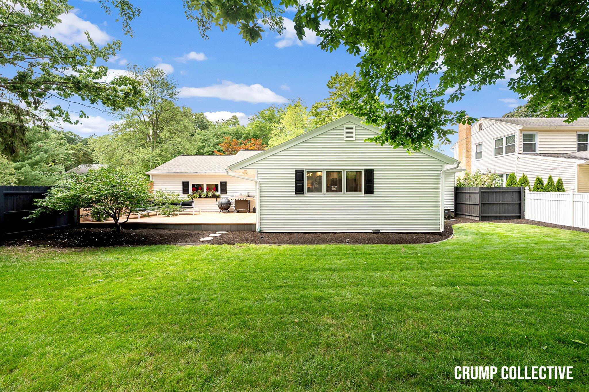1050 San Jose Drive SE East Grand Rapids MI 49506