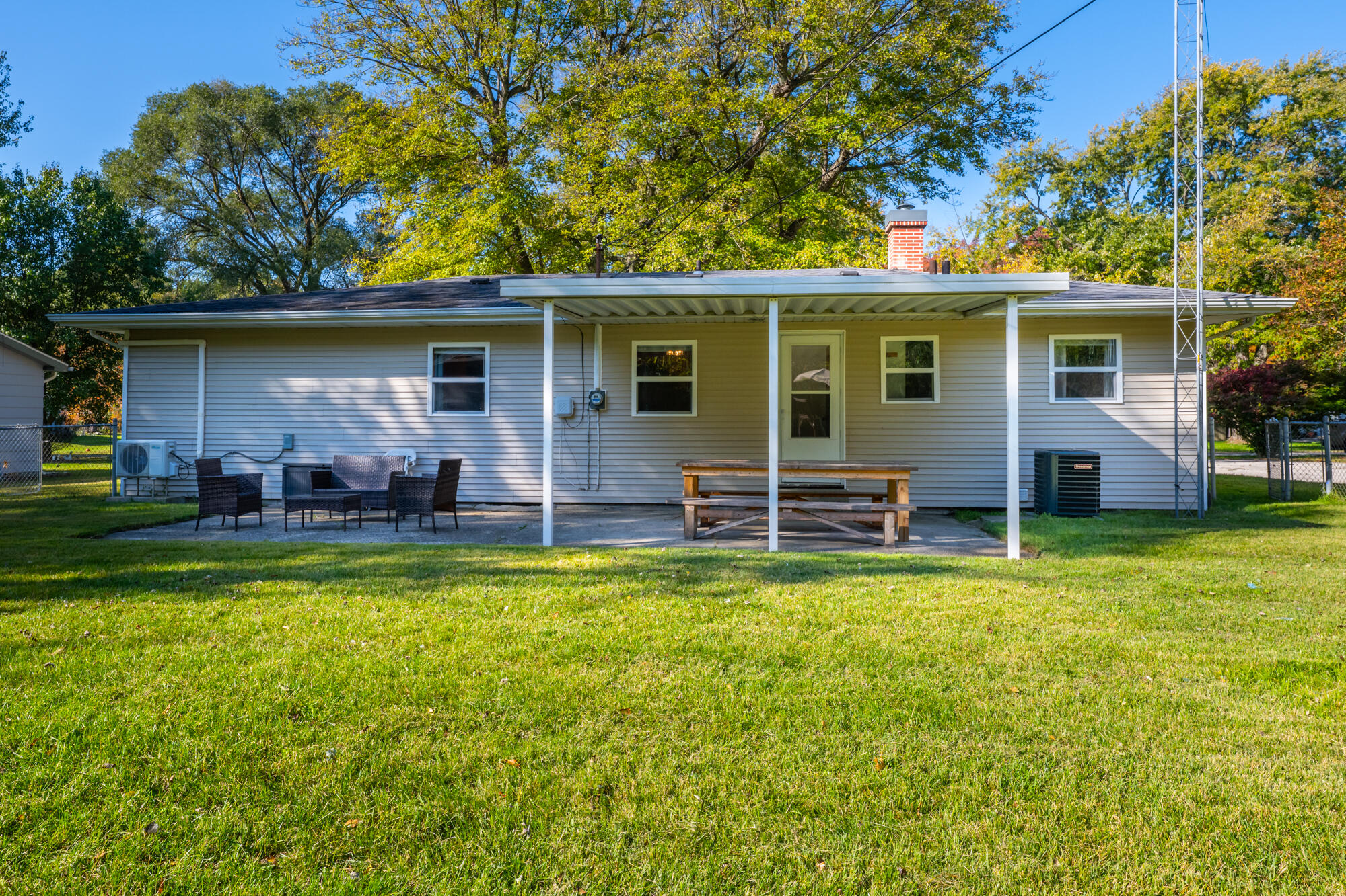 1613 Kay Drive Benton Harbor MI 49022