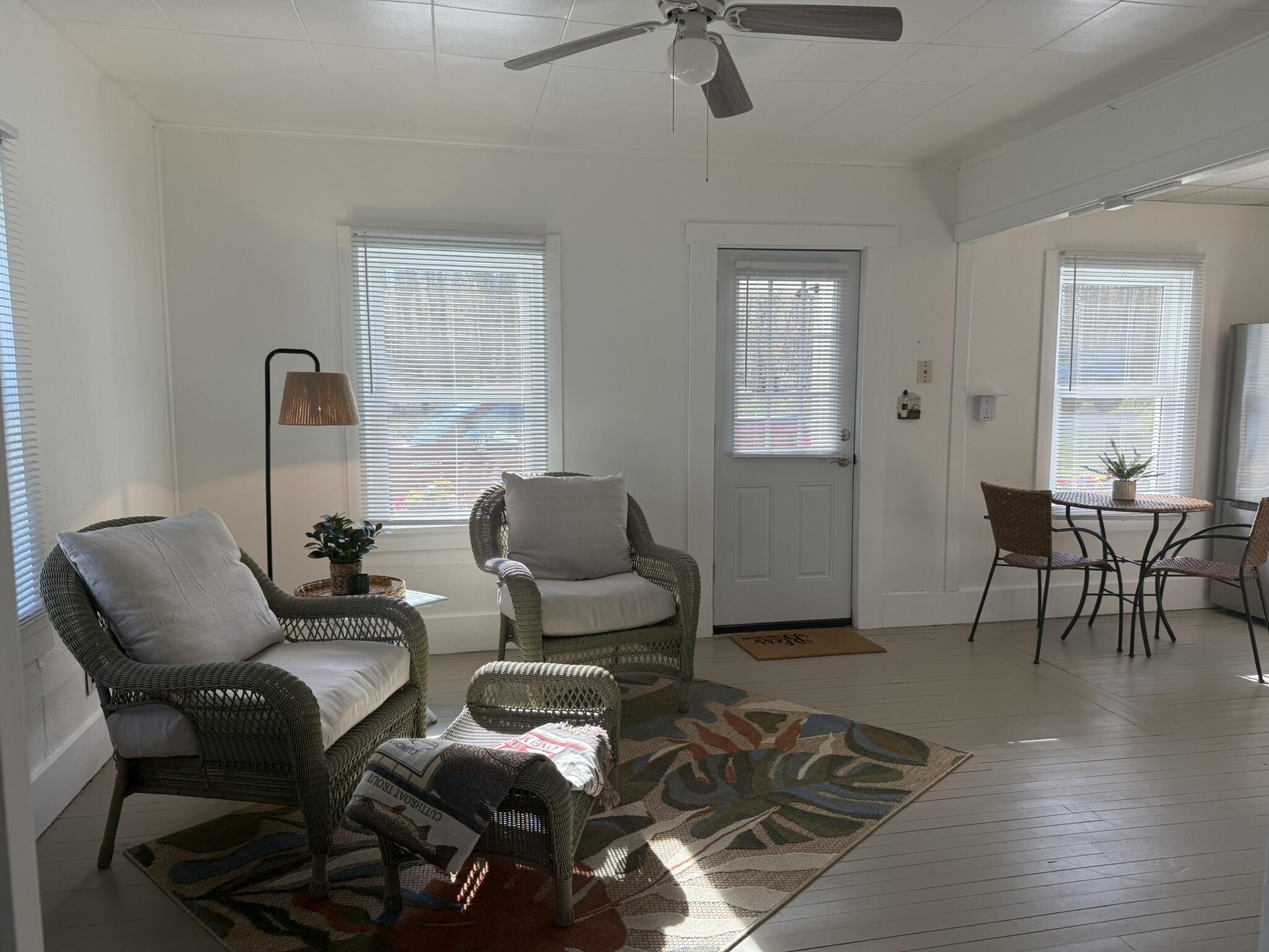 2148 N Lakeshore Drive Ludington MI 49431