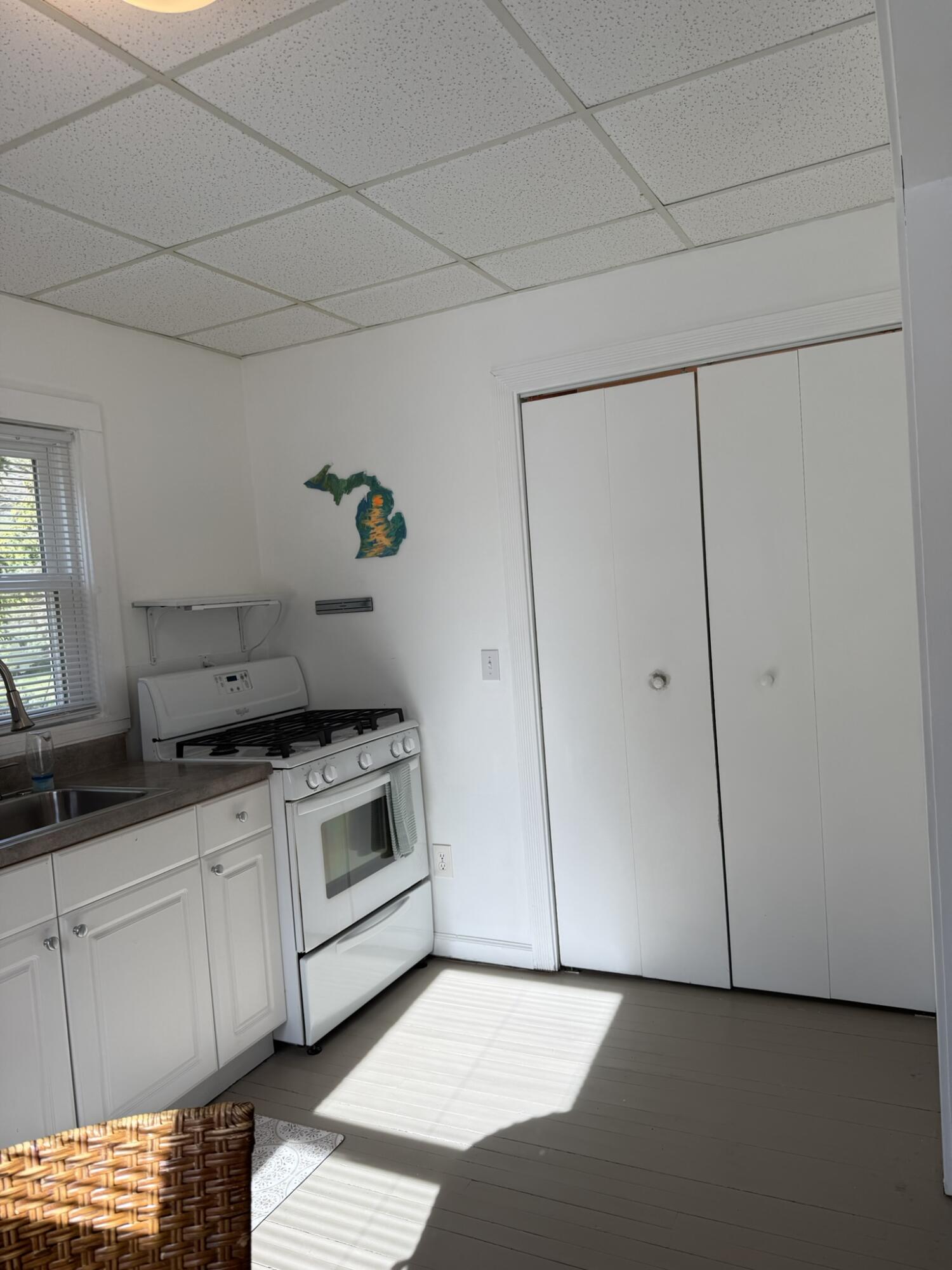 2148 N Lakeshore Drive Ludington MI 49431