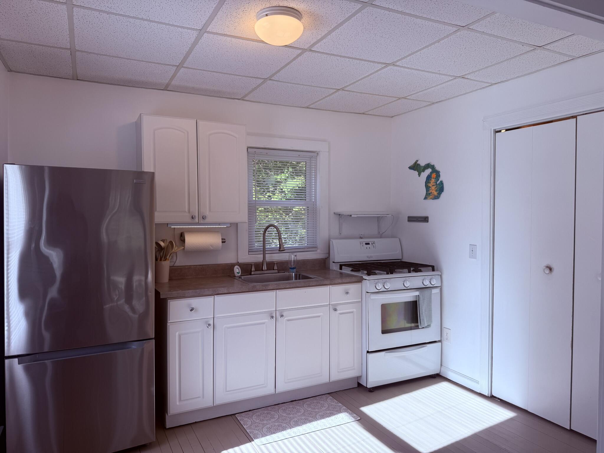 2148 N Lakeshore Drive Ludington MI 49431