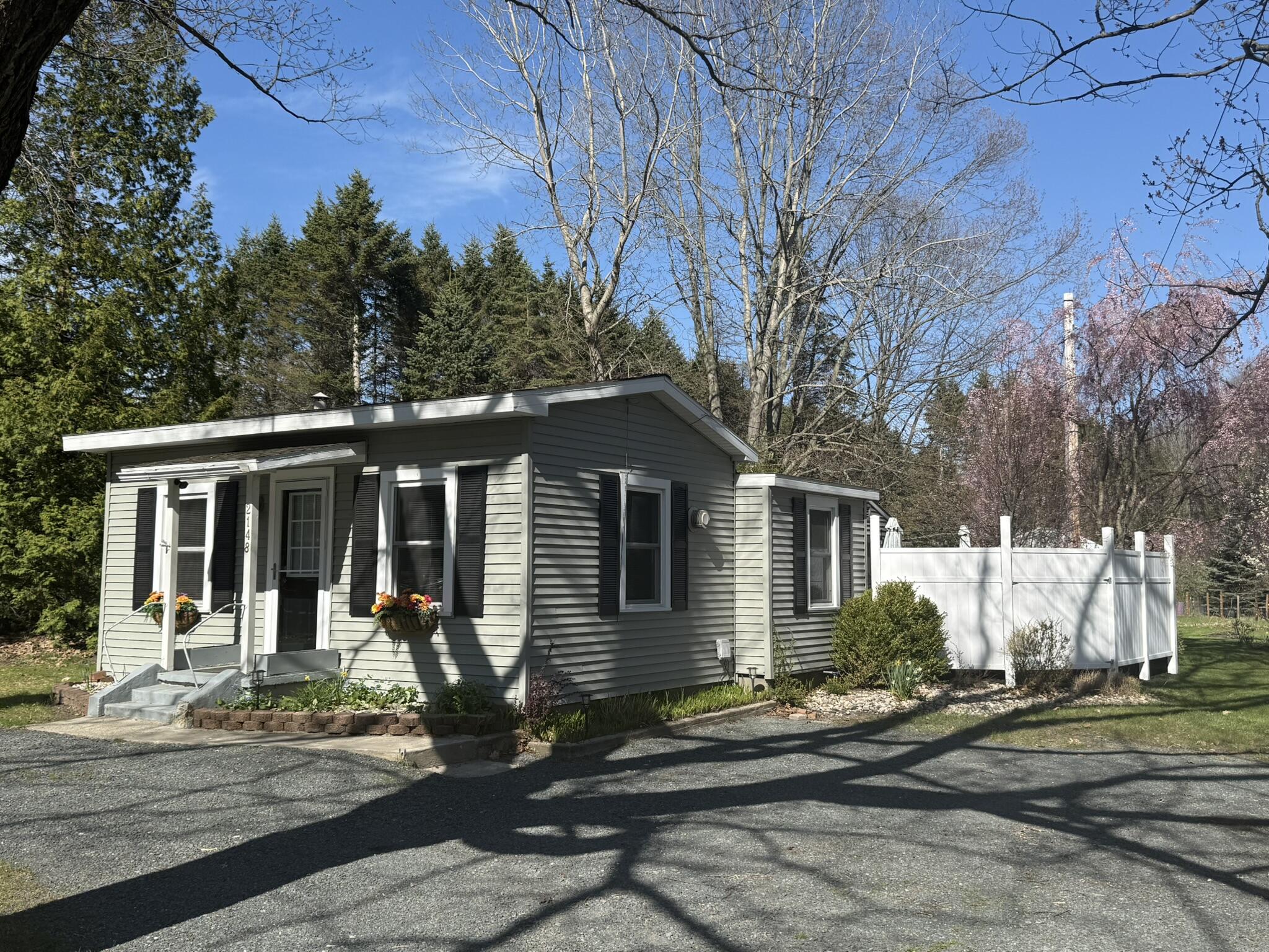 2148 N Lakeshore Drive Ludington MI 49431