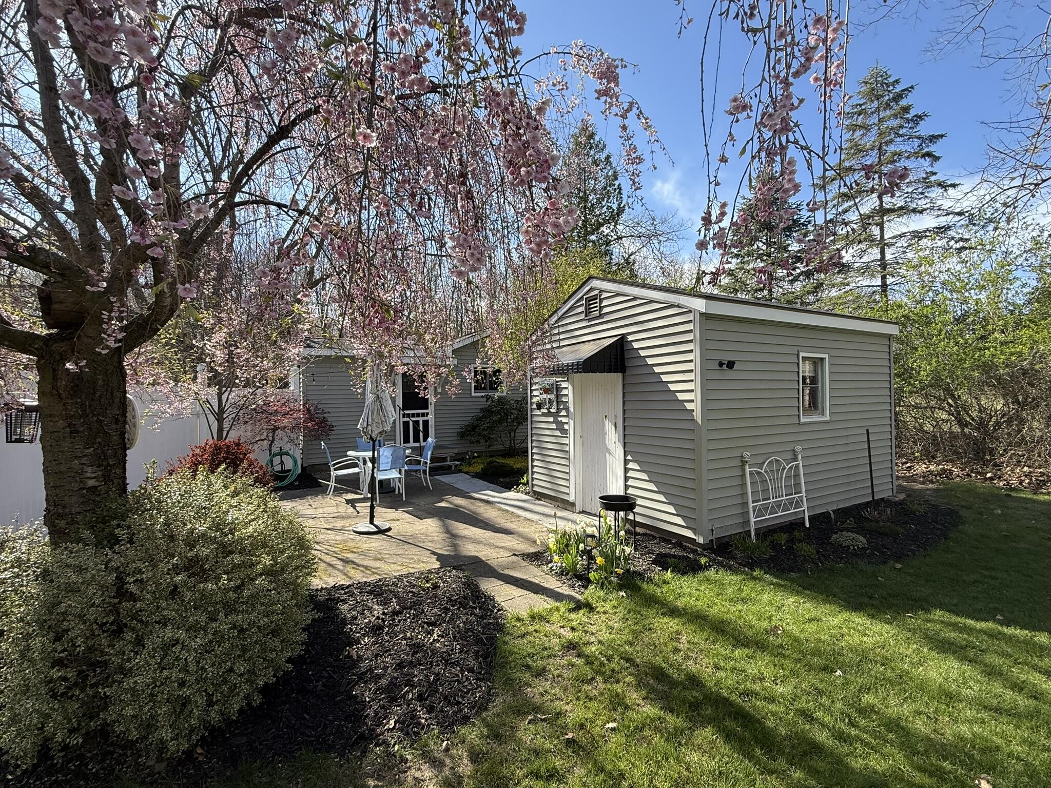 2148 N Lakeshore Drive Ludington MI 49431