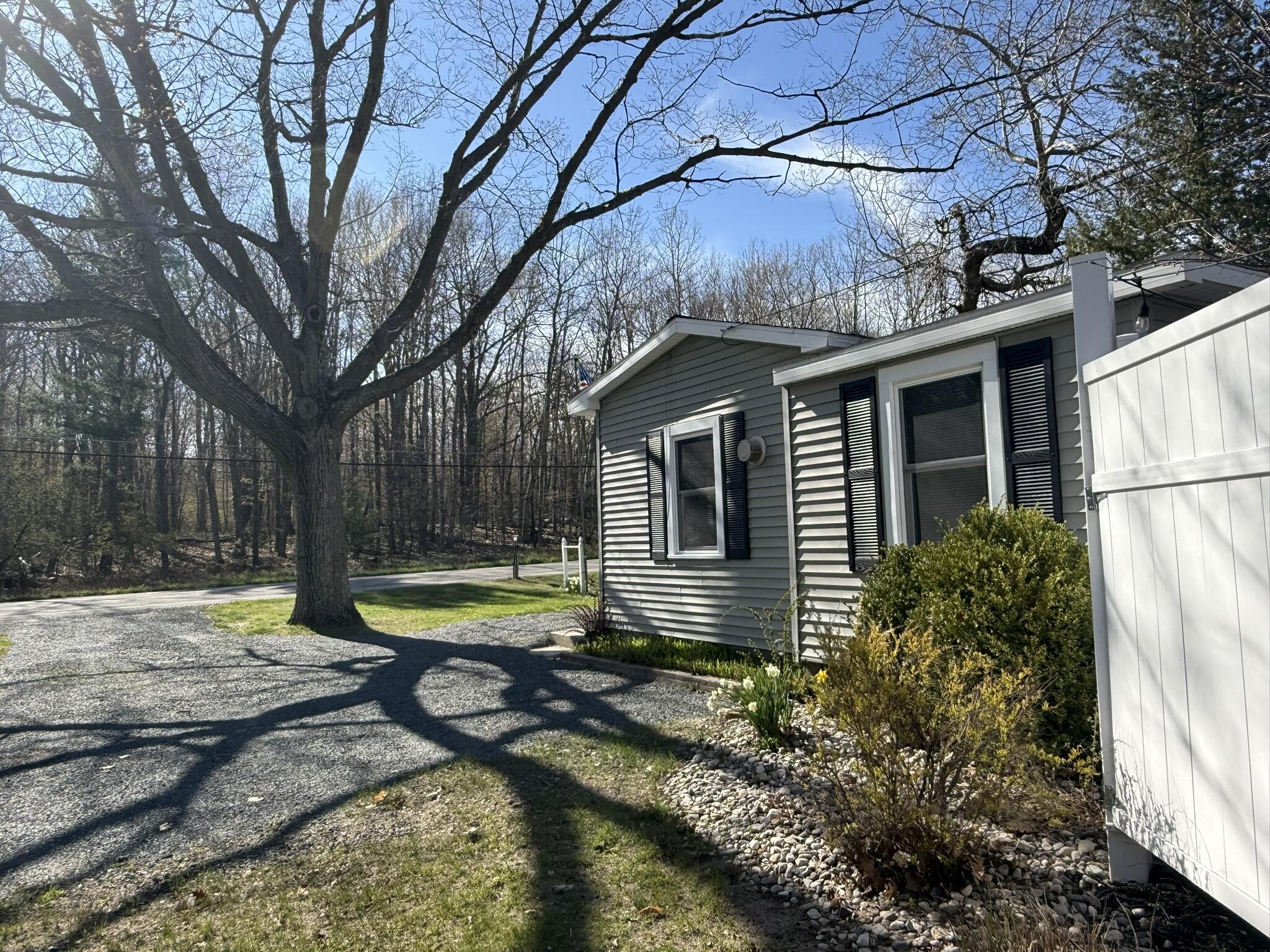 2148 N Lakeshore Drive Ludington MI 49431
