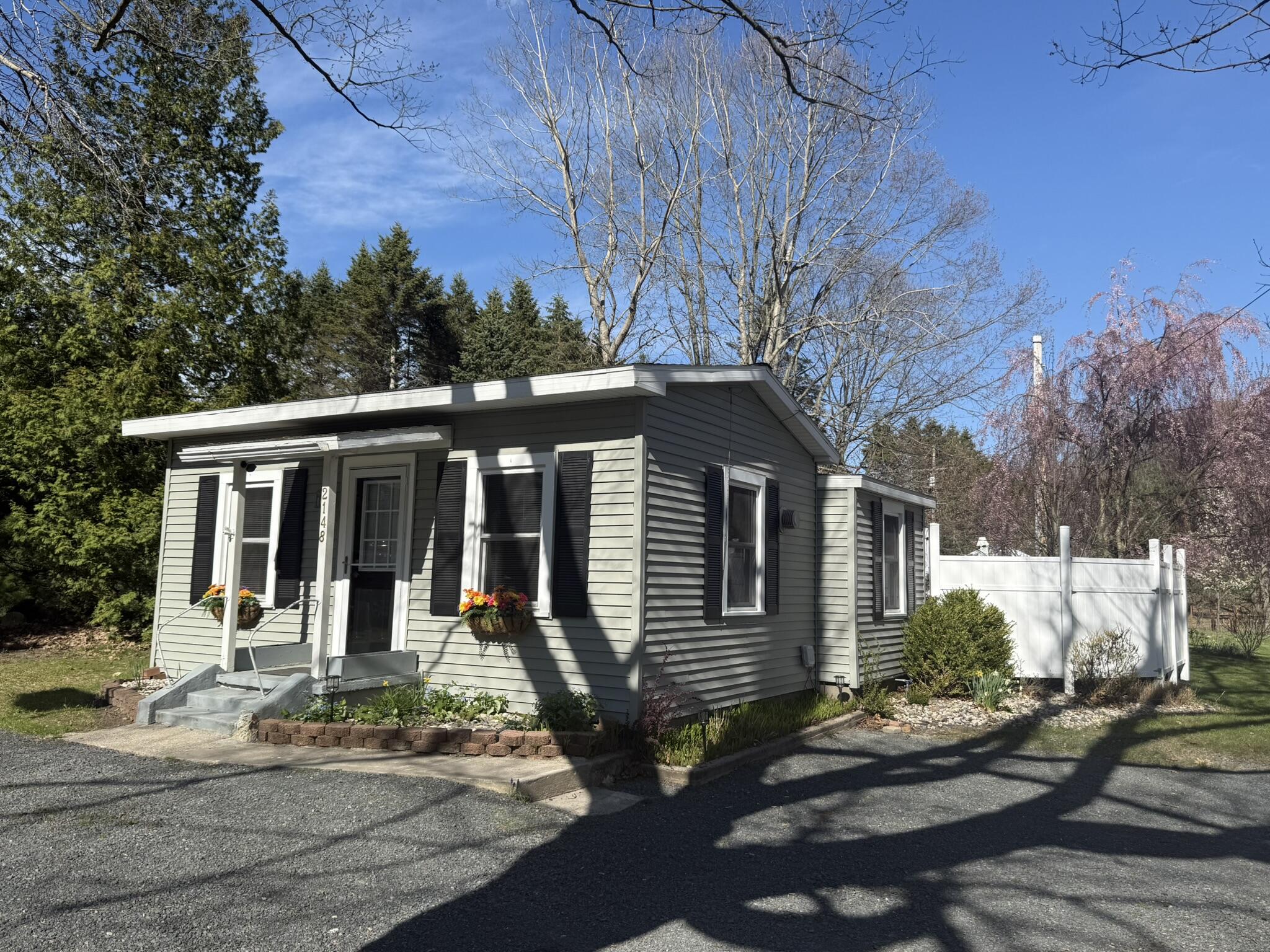 2148 N Lakeshore Drive Ludington MI 49431