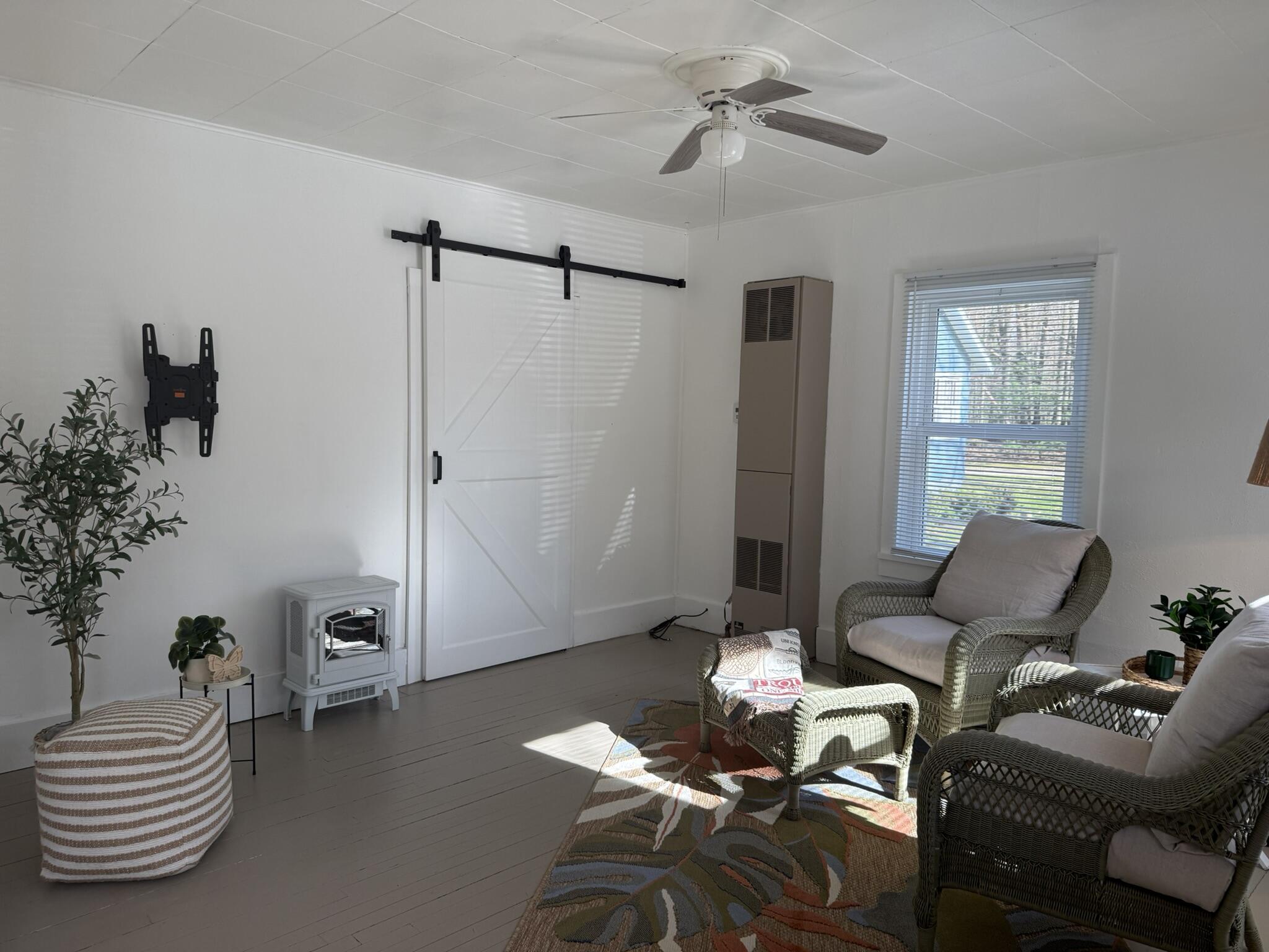 2148 N Lakeshore Drive Ludington MI 49431