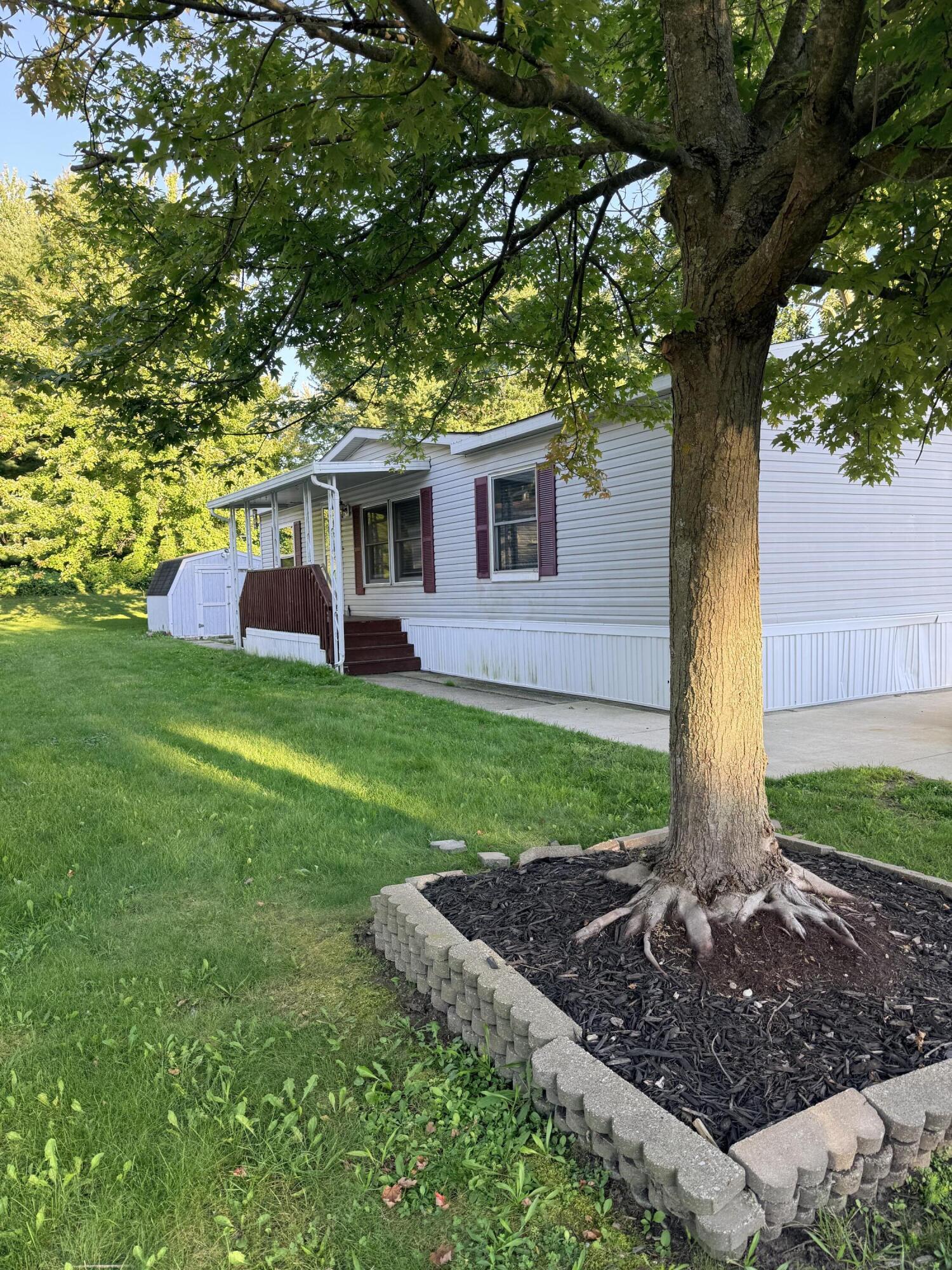 4484 Gardens Boulevard NW Grand Rapids MI 49534